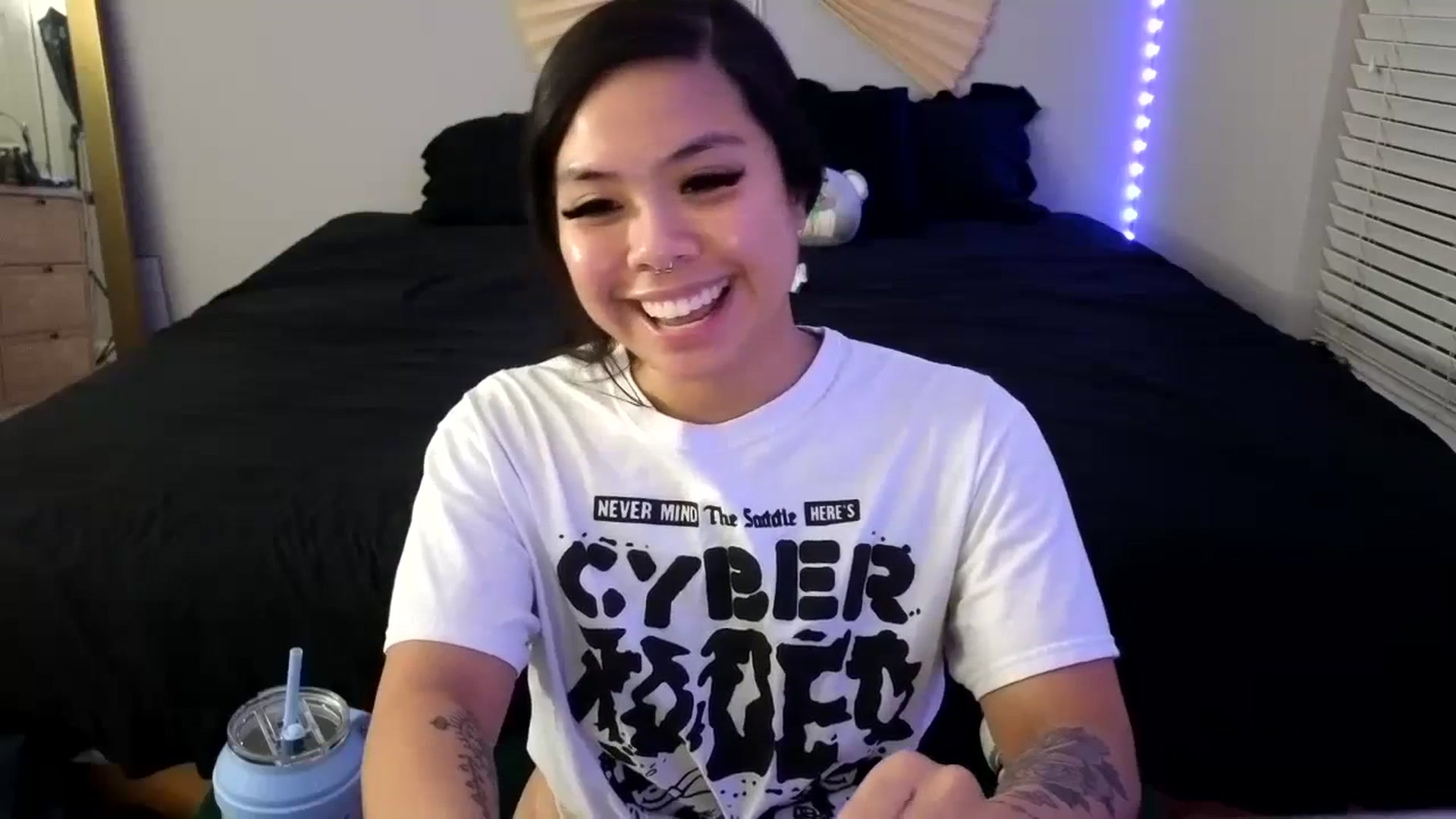Gallery image thumbnail from dolllface's myfreecams stream on, 09/30/2023, 06:41 image 7 of 20