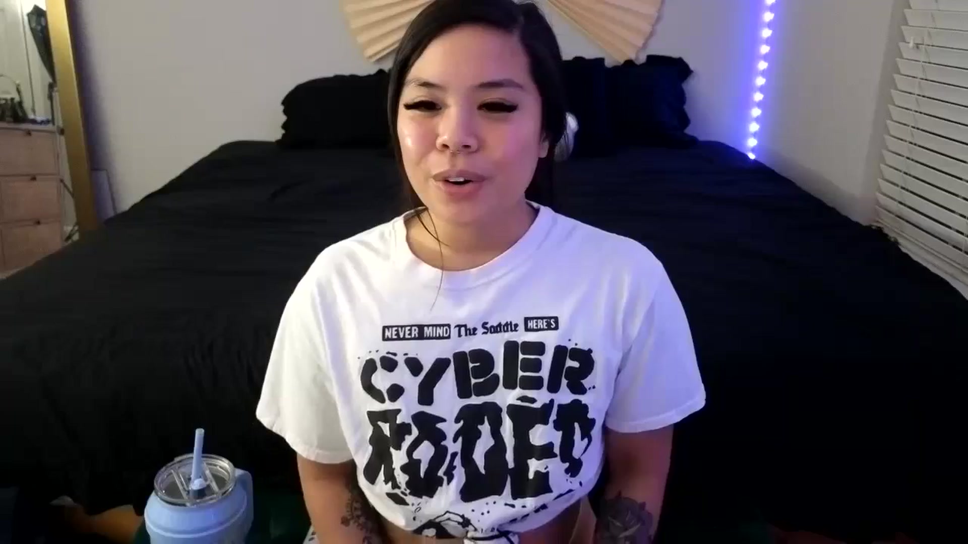Gallery image thumbnail from dolllface's myfreecams stream on, 09/30/2023, 06:41 image 8 of 20