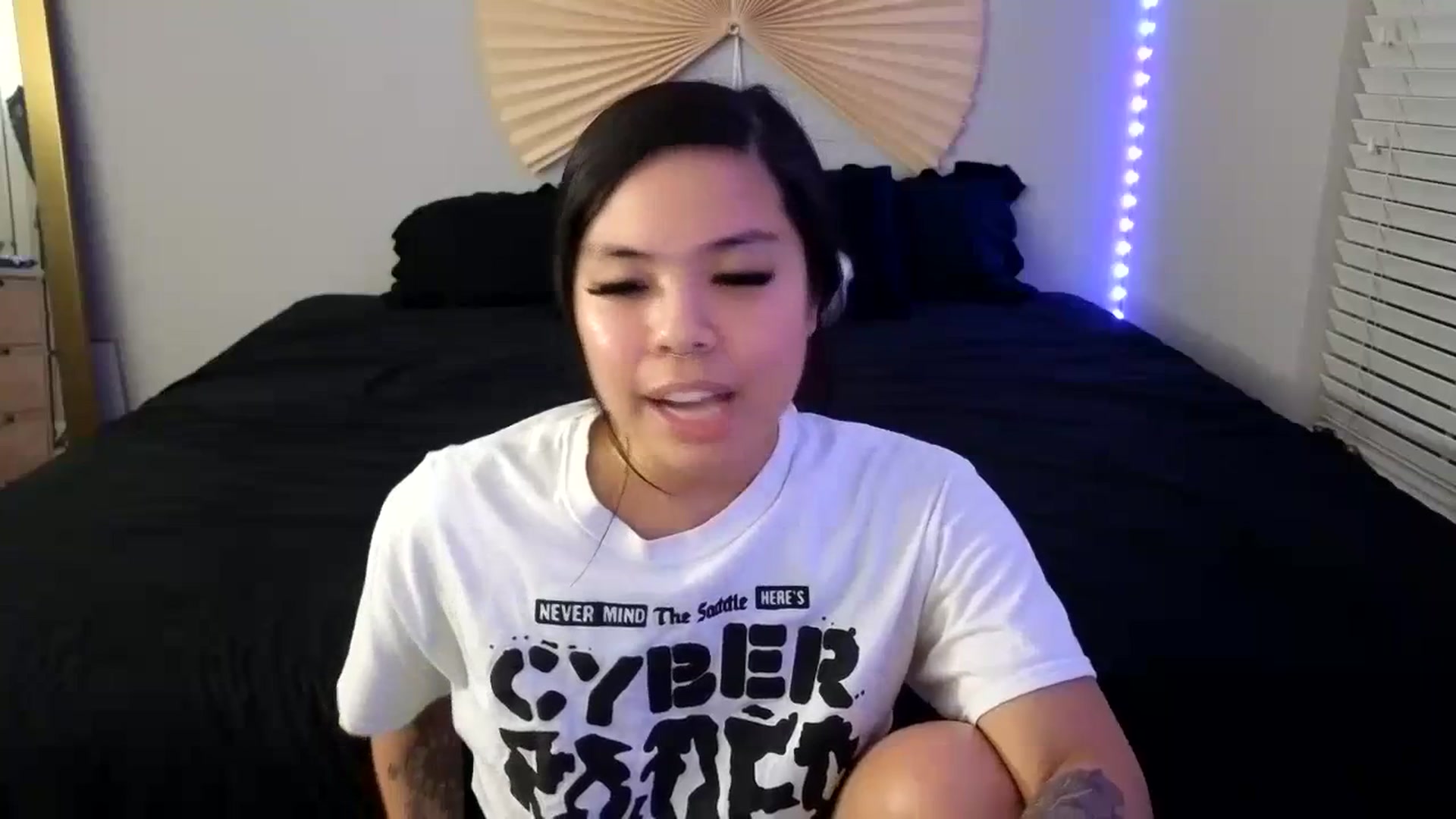 Gallery image thumbnail from dolllface's myfreecams stream on, 09/30/2023, 06:41 image 9 of 20