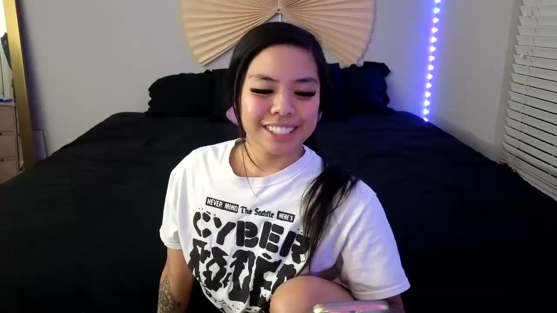 Gallery image thumbnail from dolllface's myfreecams stream on, 09/30/2023, 07:45 image 6 of 20