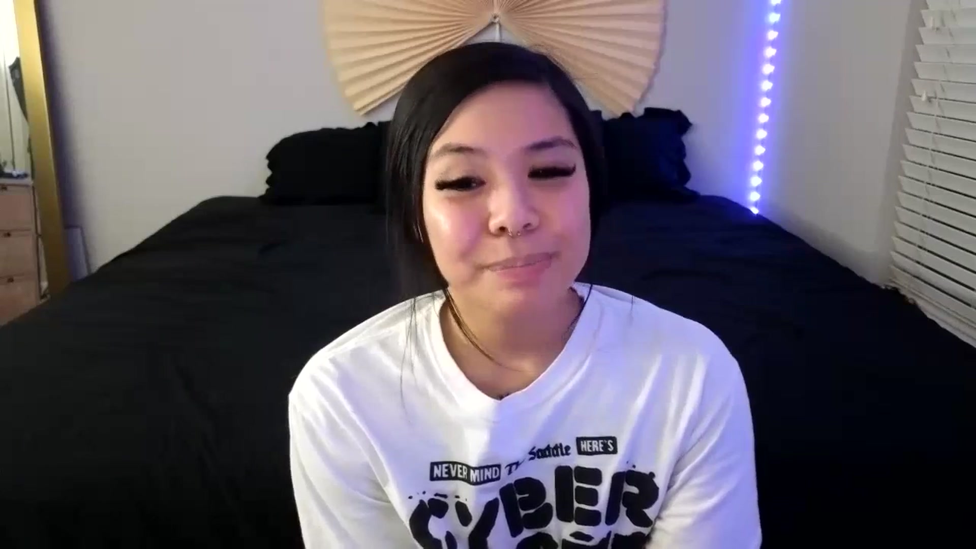 Gallery image thumbnail from dolllface's myfreecams stream on, 09/30/2023, 08:50 image 16 of 20