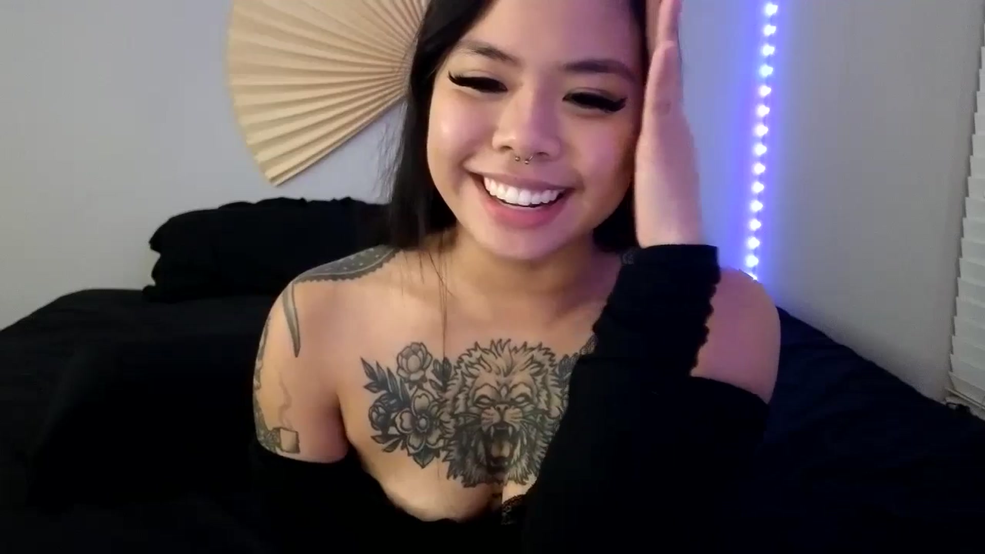 Gallery image thumbnail from dolllface's myfreecams stream on, 10/02/2023, 10:53 image 13 of 20