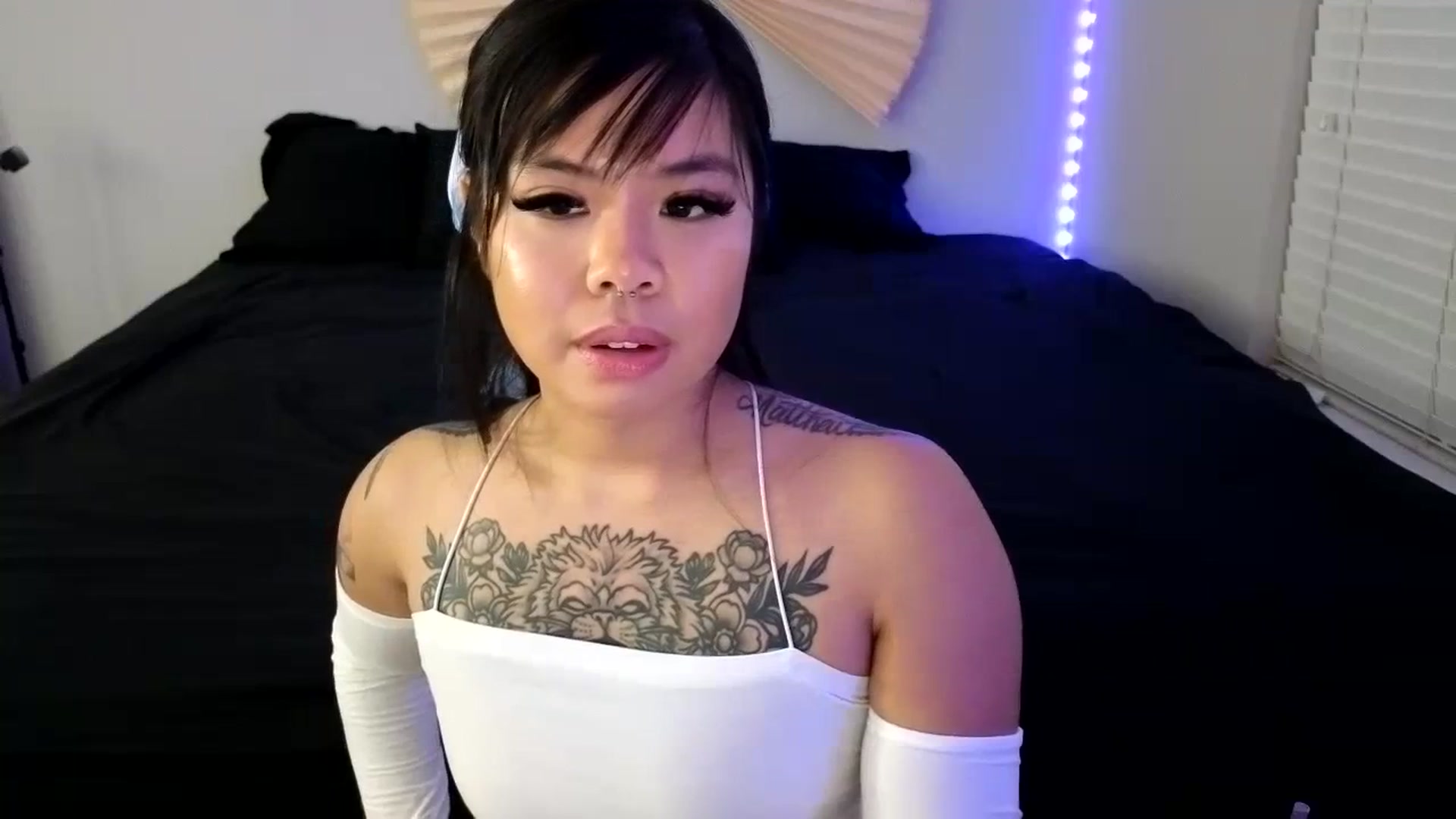 Gallery image thumbnail from dolllface's myfreecams stream on, 10/21/2023, 10:14 image 2 of 20