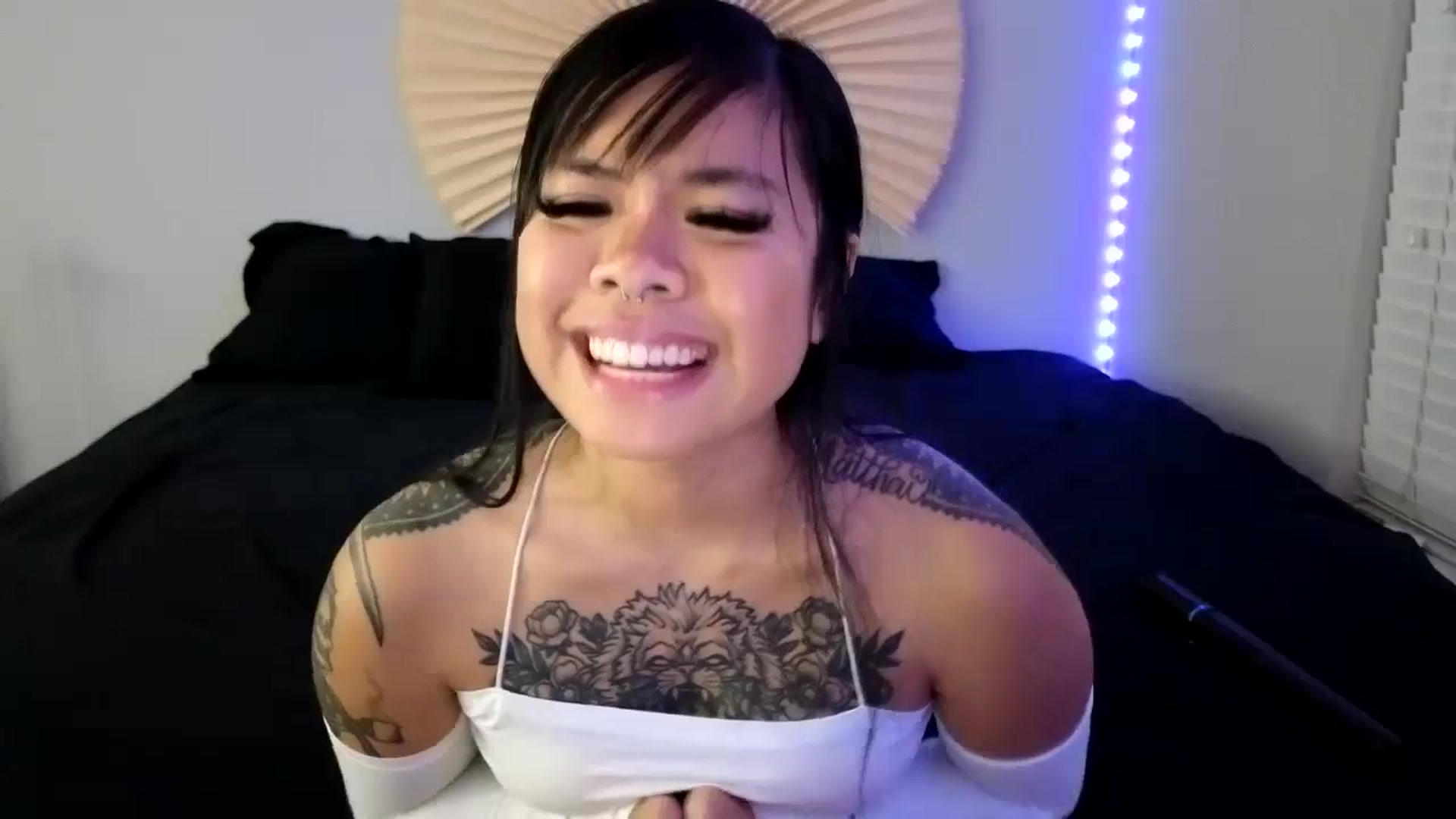 Gallery image thumbnail from dolllface's myfreecams stream on, 10/21/2023, 10:14 image 9 of 20