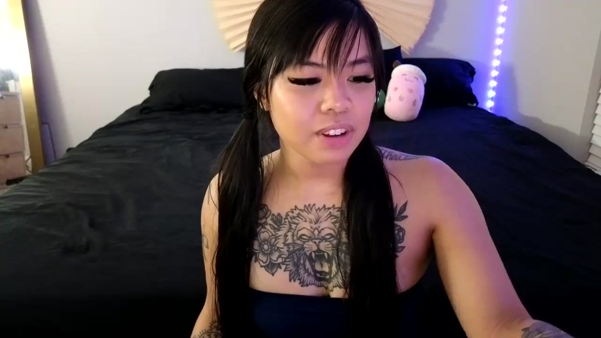 Gallery image thumbnail from dolllface's myfreecams stream on, 10/24/2023, 07:19 image 7 of 20