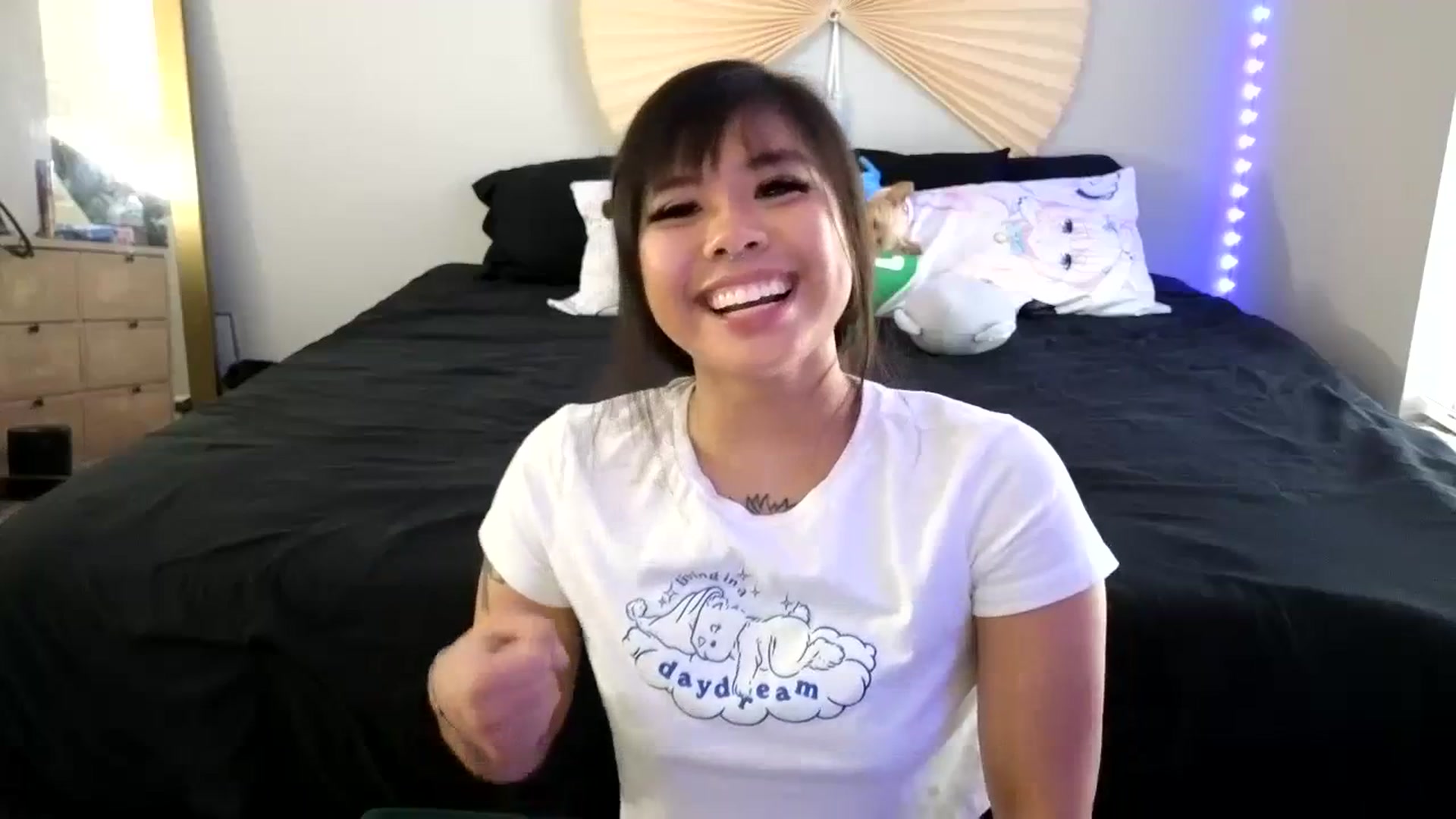 Gallery image thumbnail from dolllface's myfreecams stream on, 10/25/2023, 19:44 image 16 of 20