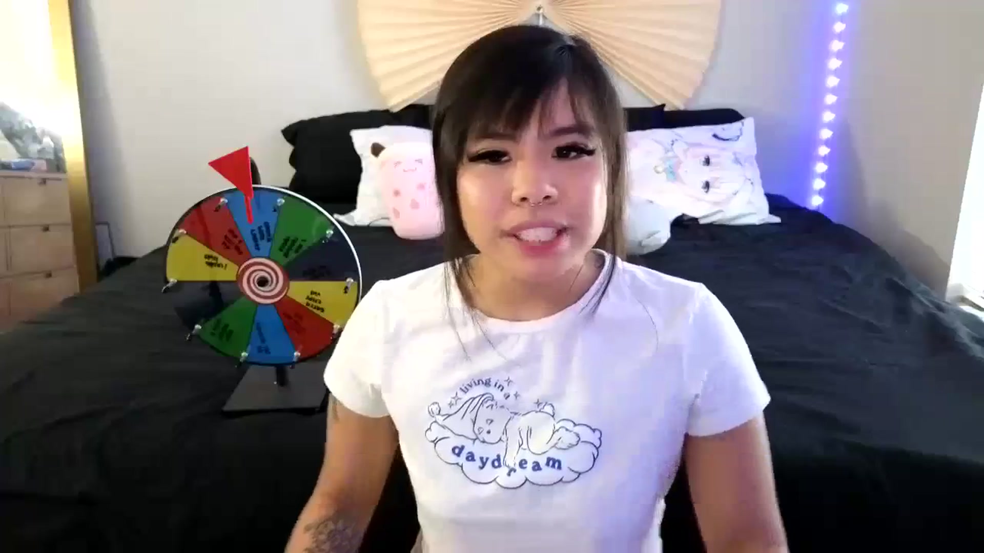 Gallery image thumbnail from dolllface's myfreecams stream on, 10/25/2023, 19:44 image 20 of 20