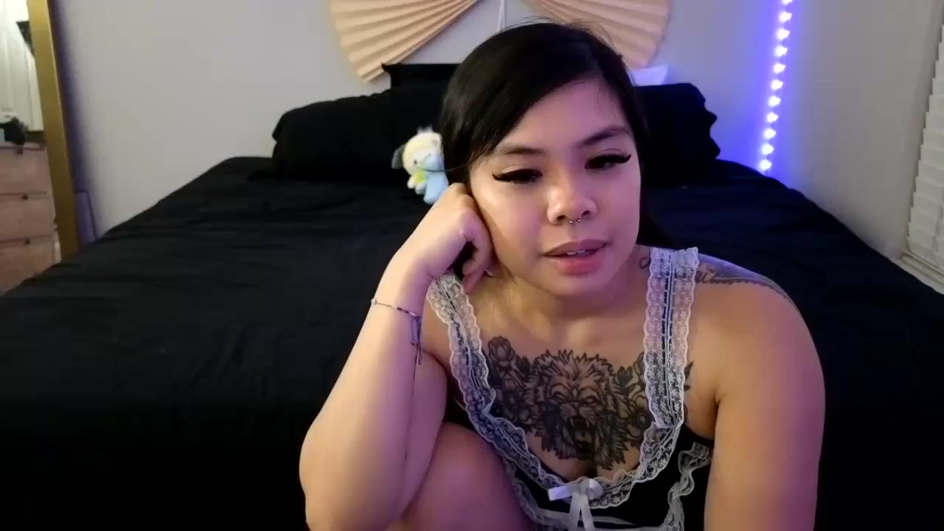 Gallery image thumbnail from dolllface's myfreecams stream on, 10/30/2023, 07:38 image 19 of 20