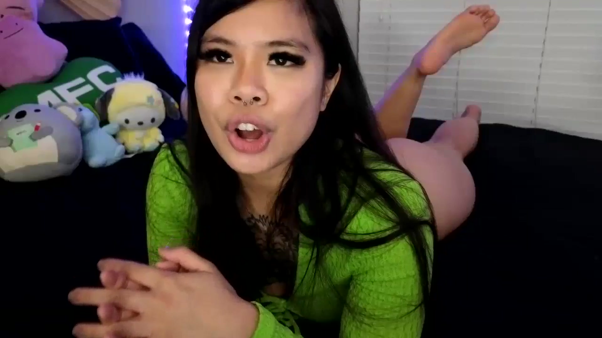 Gallery image thumbnail from dolllface's myfreecams stream on, 11/04/2023, 08:27 image 15 of 20