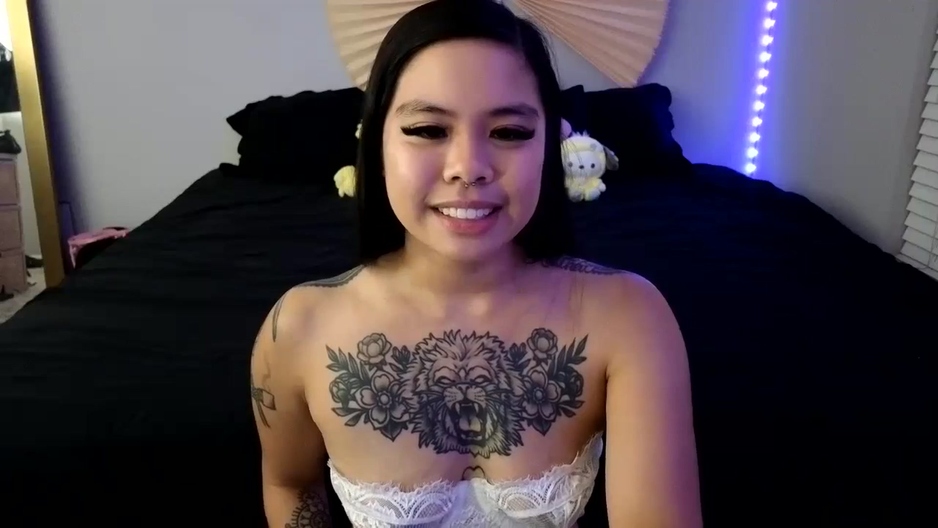 Gallery image thumbnail from dolllface's myfreecams stream on, 11/07/2023, 09:24 image 2 of 20