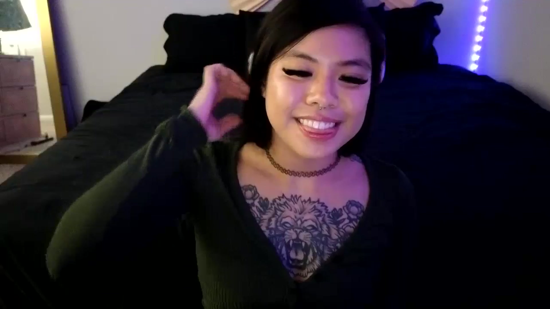 Gallery image thumbnail from dolllface's myfreecams stream on, 11/11/2023, 09:33 image 10 of 20