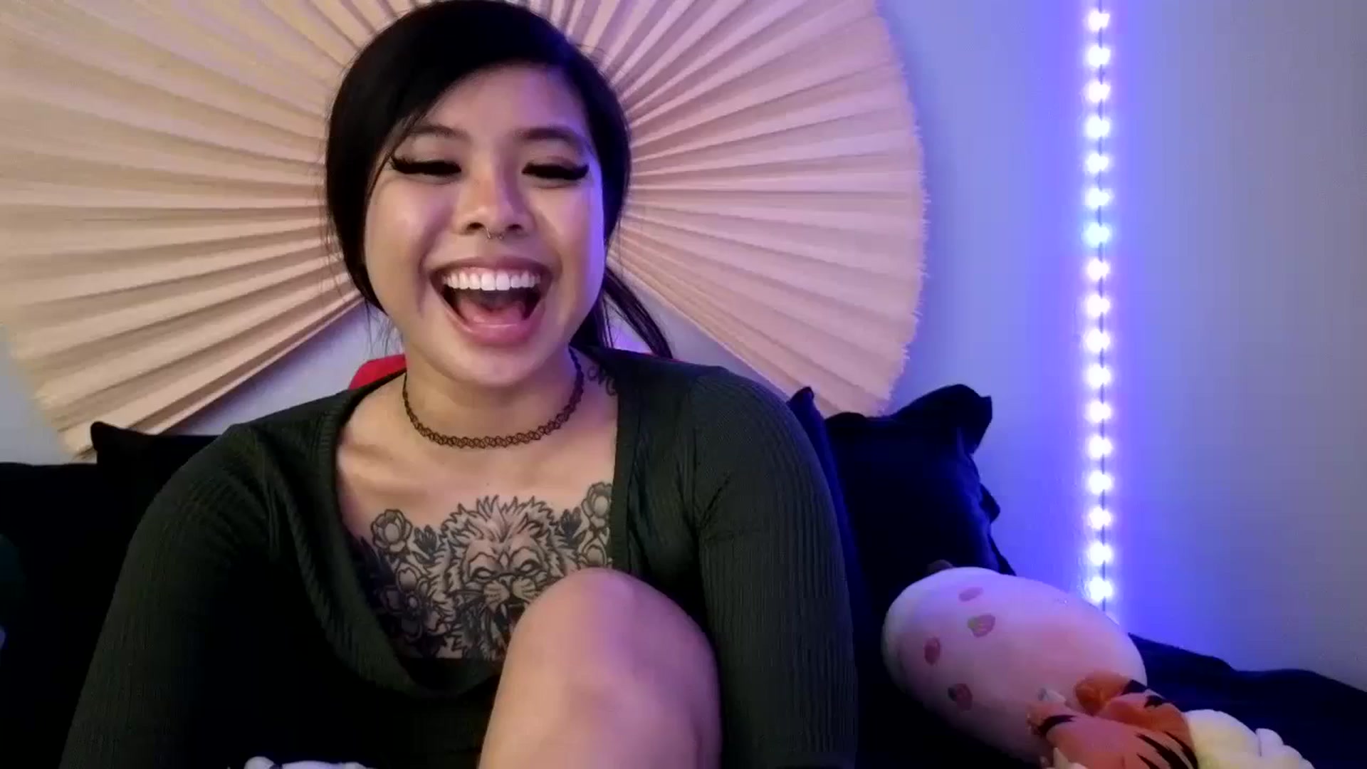 Gallery image thumbnail from dolllface's myfreecams stream on, 11/11/2023, 10:58 image 9 of 20
