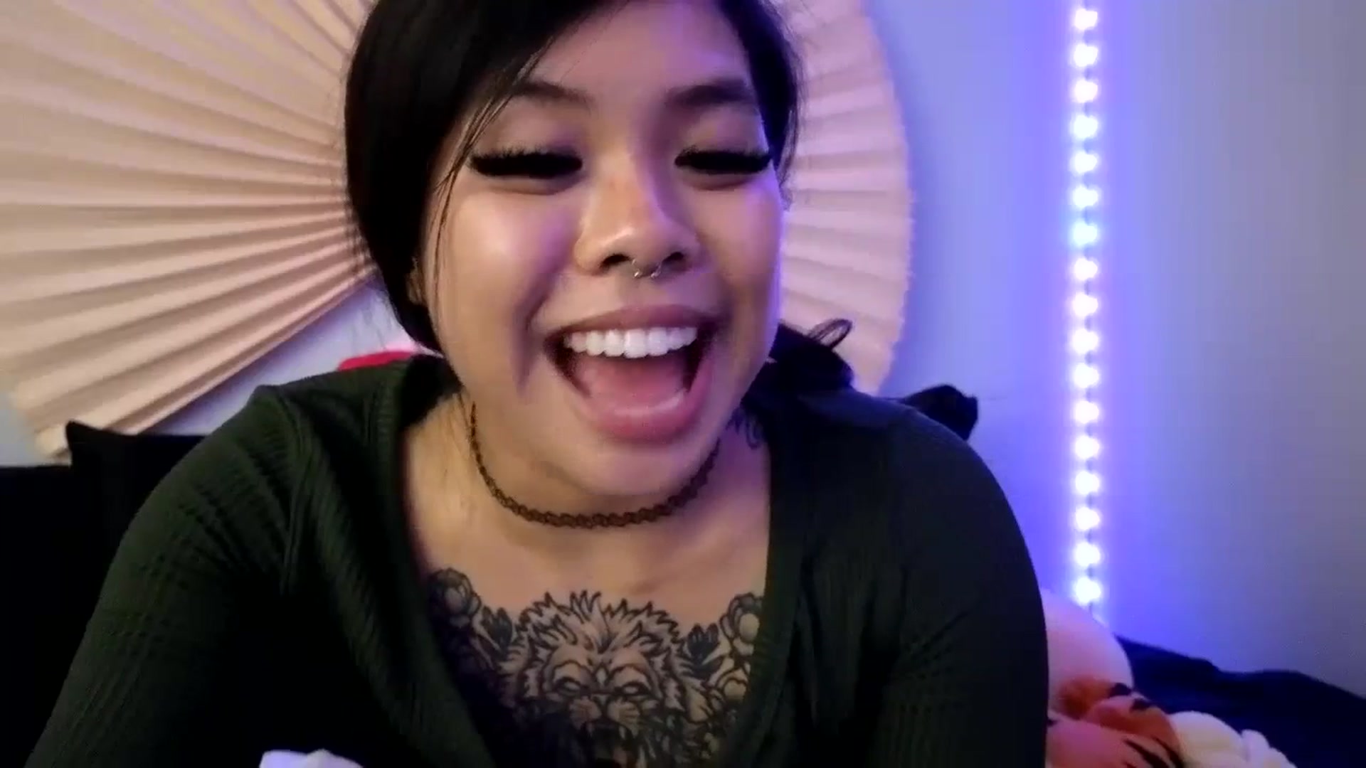 Gallery image thumbnail from dolllface's myfreecams stream on, 11/11/2023, 10:58 image 10 of 20