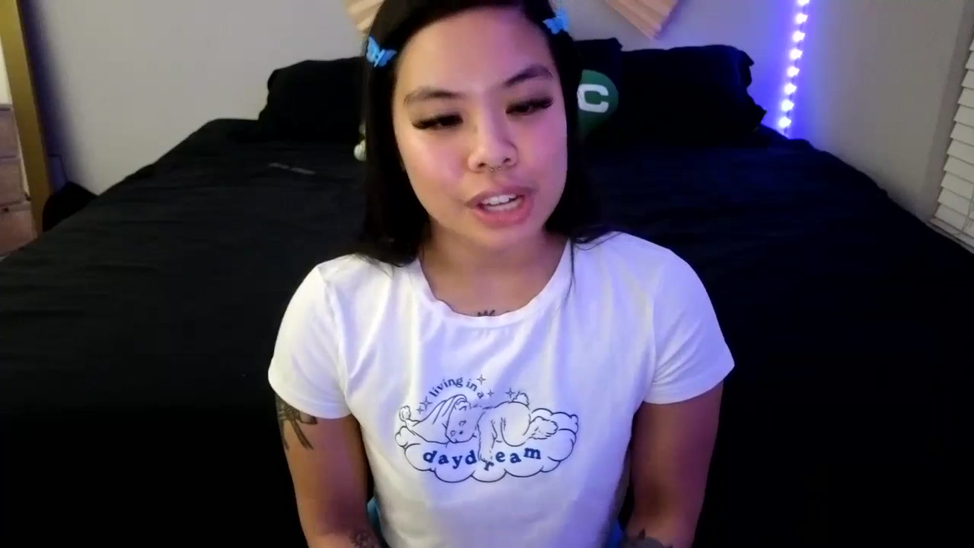 Gallery image thumbnail from dolllface's myfreecams stream on, 11/22/2023, 08:46 image 10 of 20