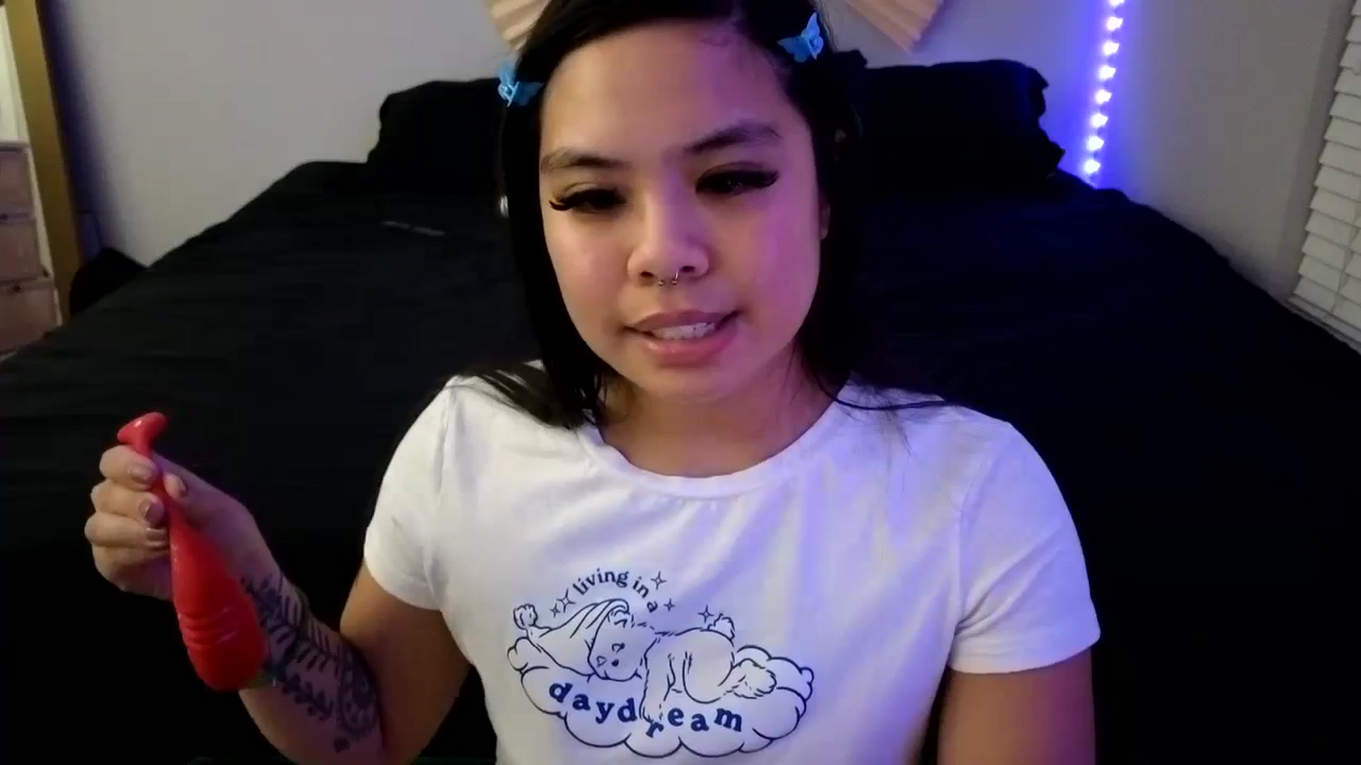 Gallery image thumbnail from dolllface's myfreecams stream on, 11/22/2023, 08:46 image 5 of 20