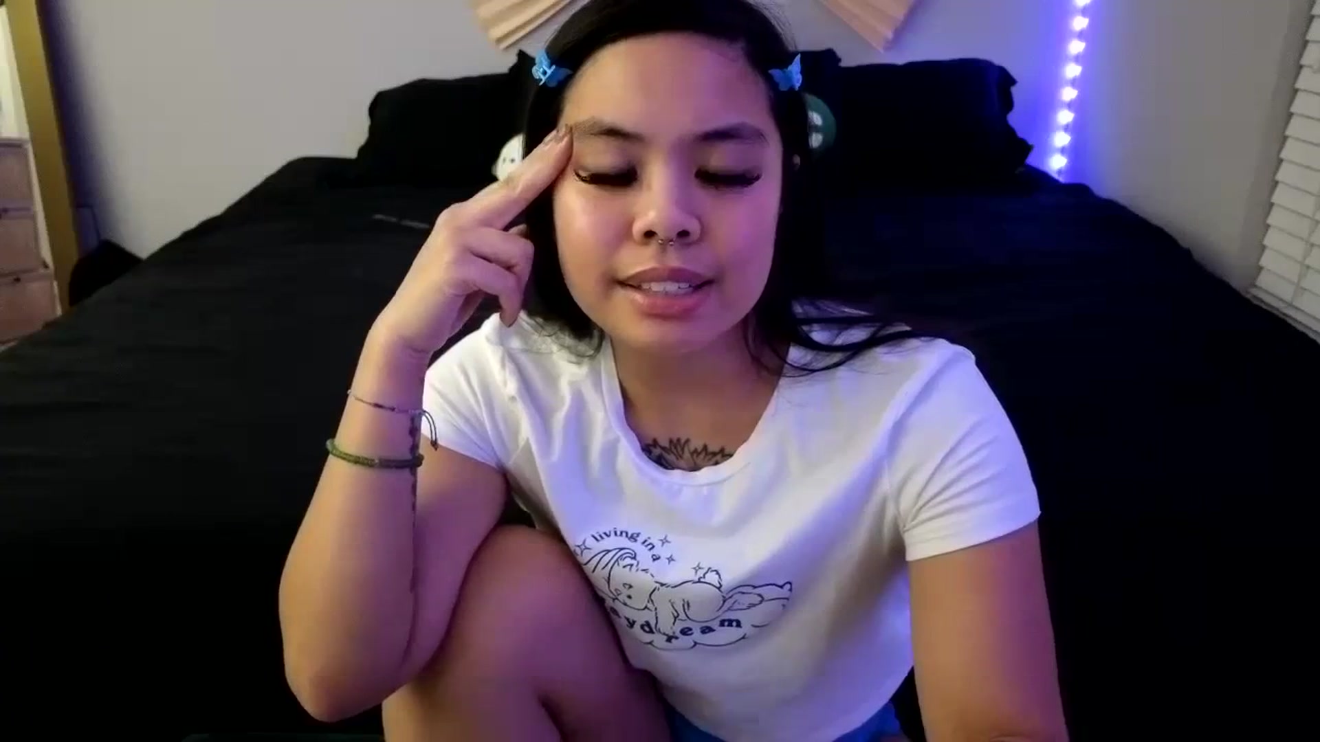 Gallery image thumbnail from dolllface's myfreecams stream on, 11/22/2023, 08:46 image 3 of 20