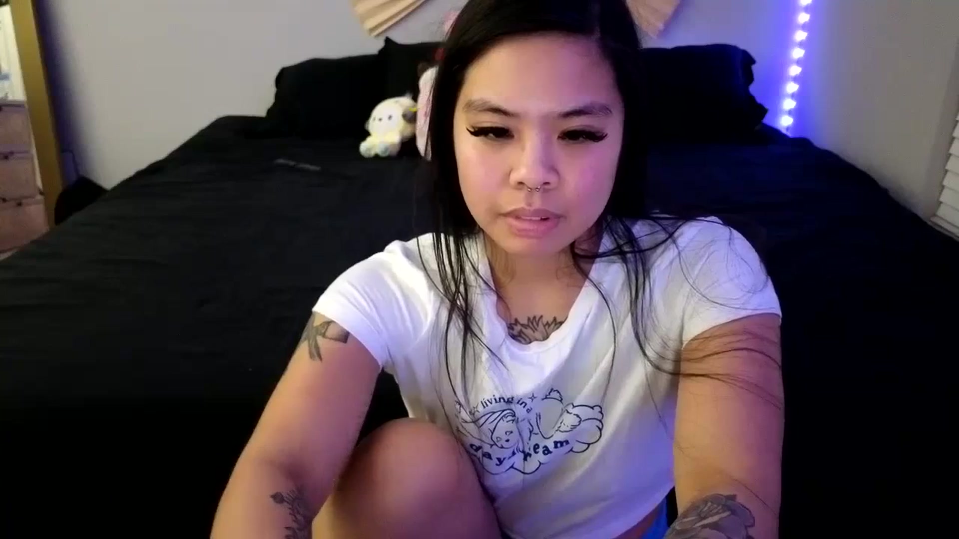 Gallery image thumbnail from dolllface's myfreecams stream on, 11/22/2023, 09:04 image 12 of 20