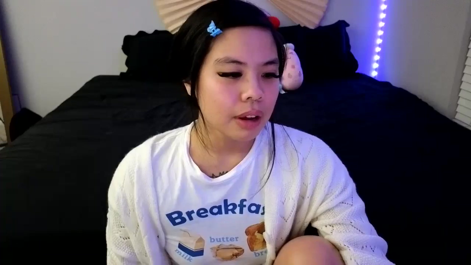 Gallery image thumbnail from dolllface's myfreecams stream on, 11/23/2023, 08:14 image 7 of 20