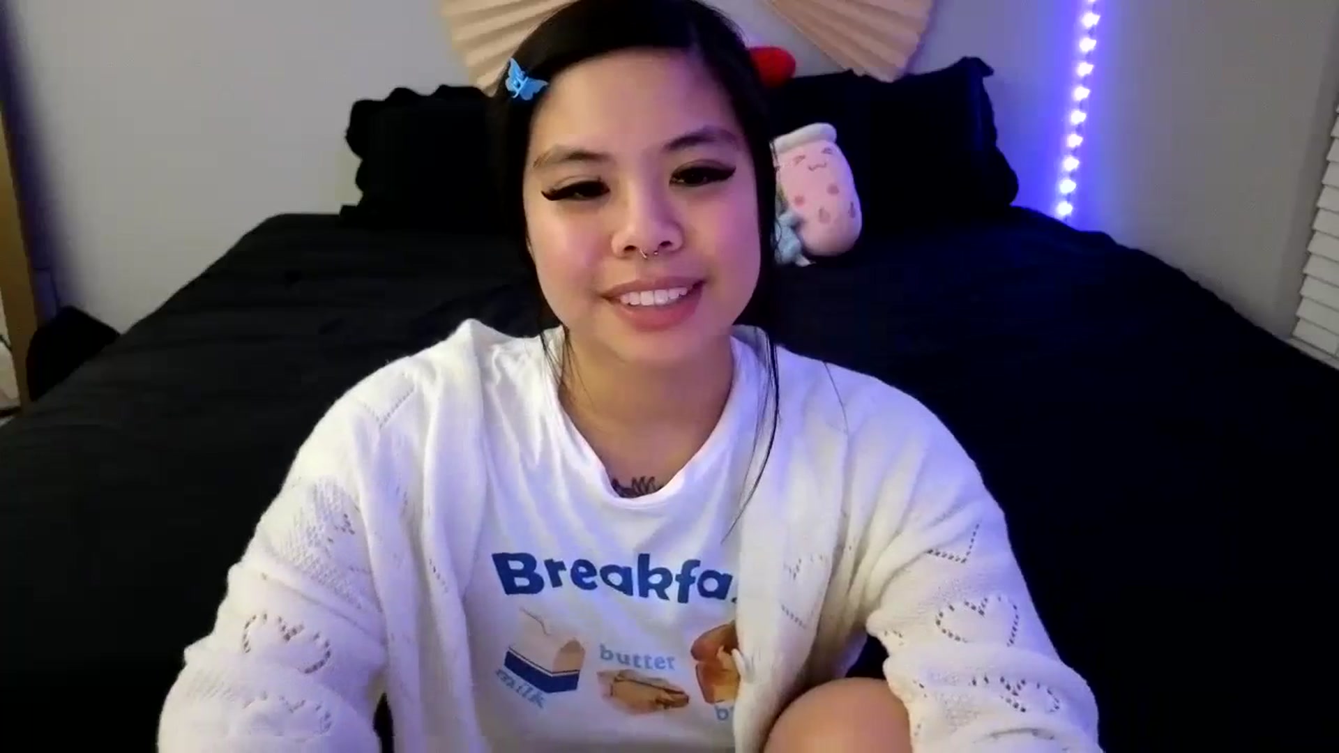 Gallery image thumbnail from dolllface's myfreecams stream on, 11/23/2023, 08:14 image 8 of 20