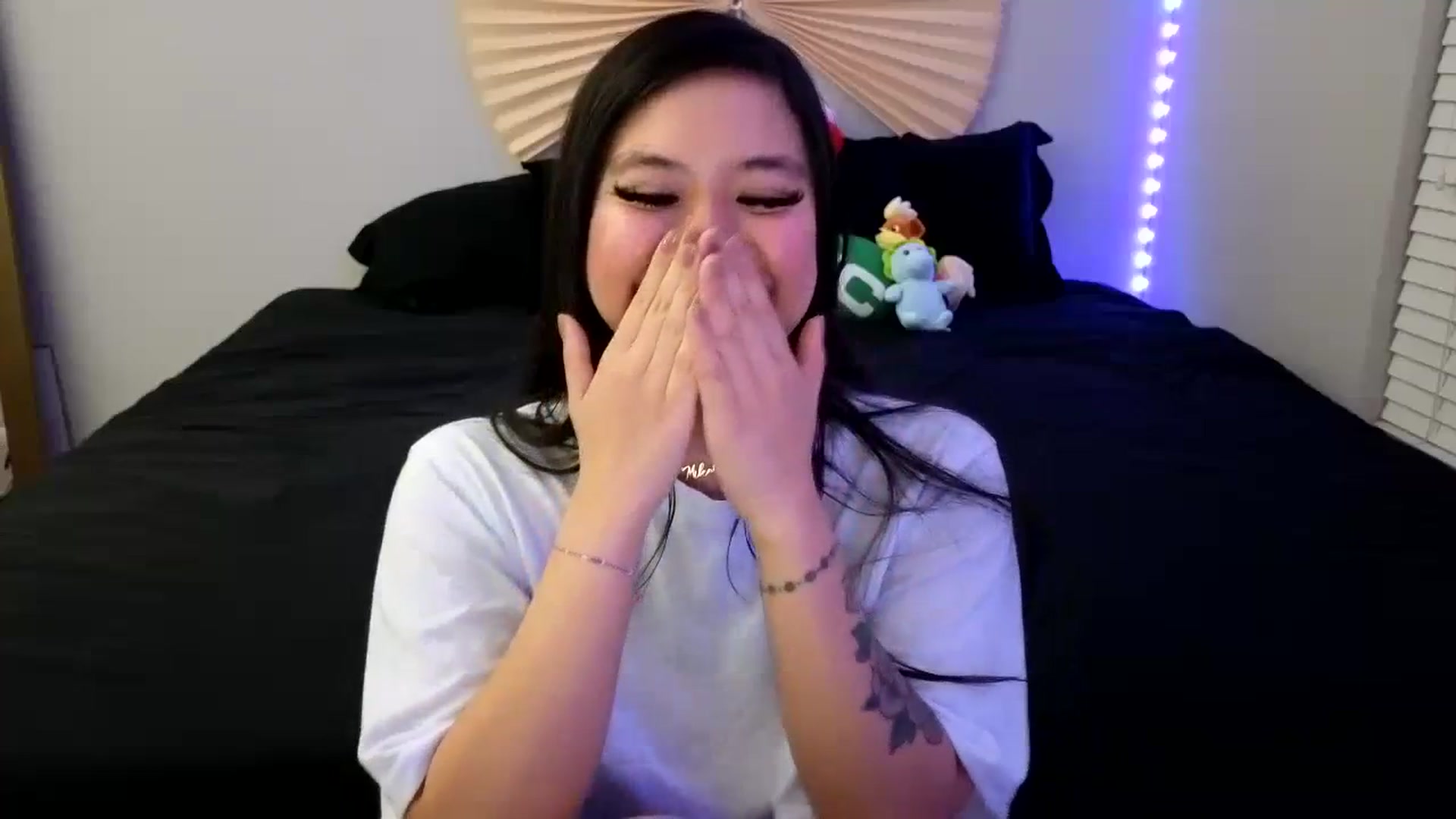 Gallery image thumbnail from dolllface's myfreecams stream on, 11/24/2023, 09:31 image 4 of 20
