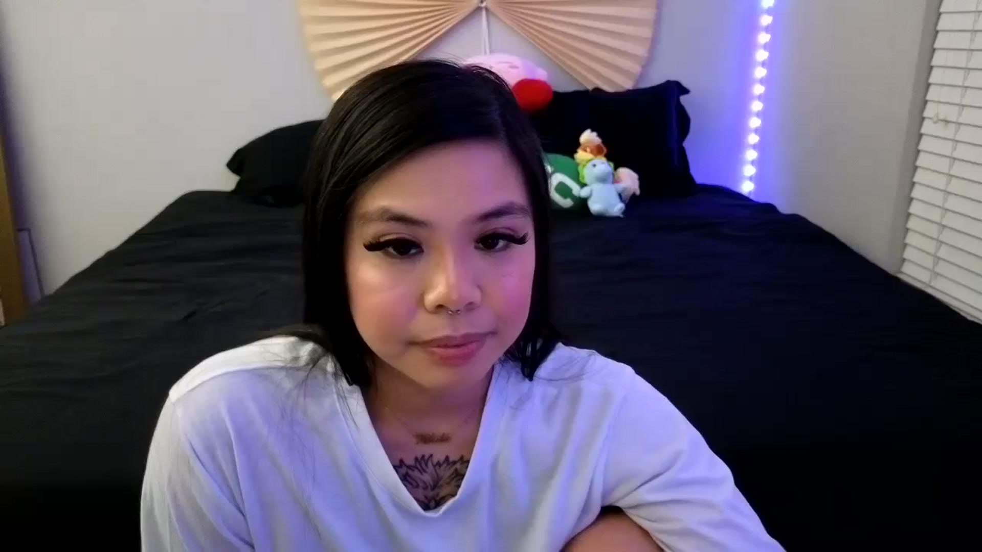 Gallery image thumbnail from dolllface's myfreecams stream on, 11/24/2023, 09:31 image 1 of 20