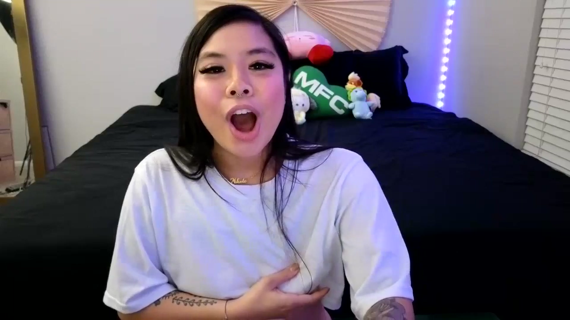 Gallery image thumbnail from dolllface's myfreecams stream on, 11/24/2023, 12:00 image 8 of 20
