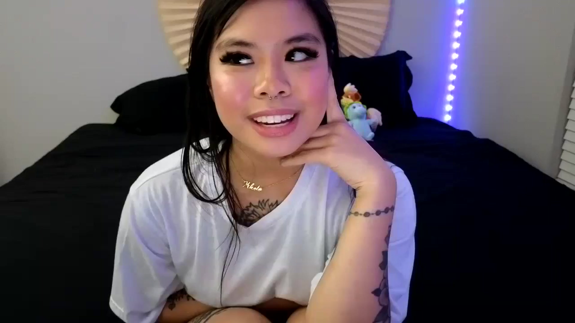 Gallery image thumbnail from dolllface's myfreecams stream on, 11/24/2023, 12:00 image 1 of 20