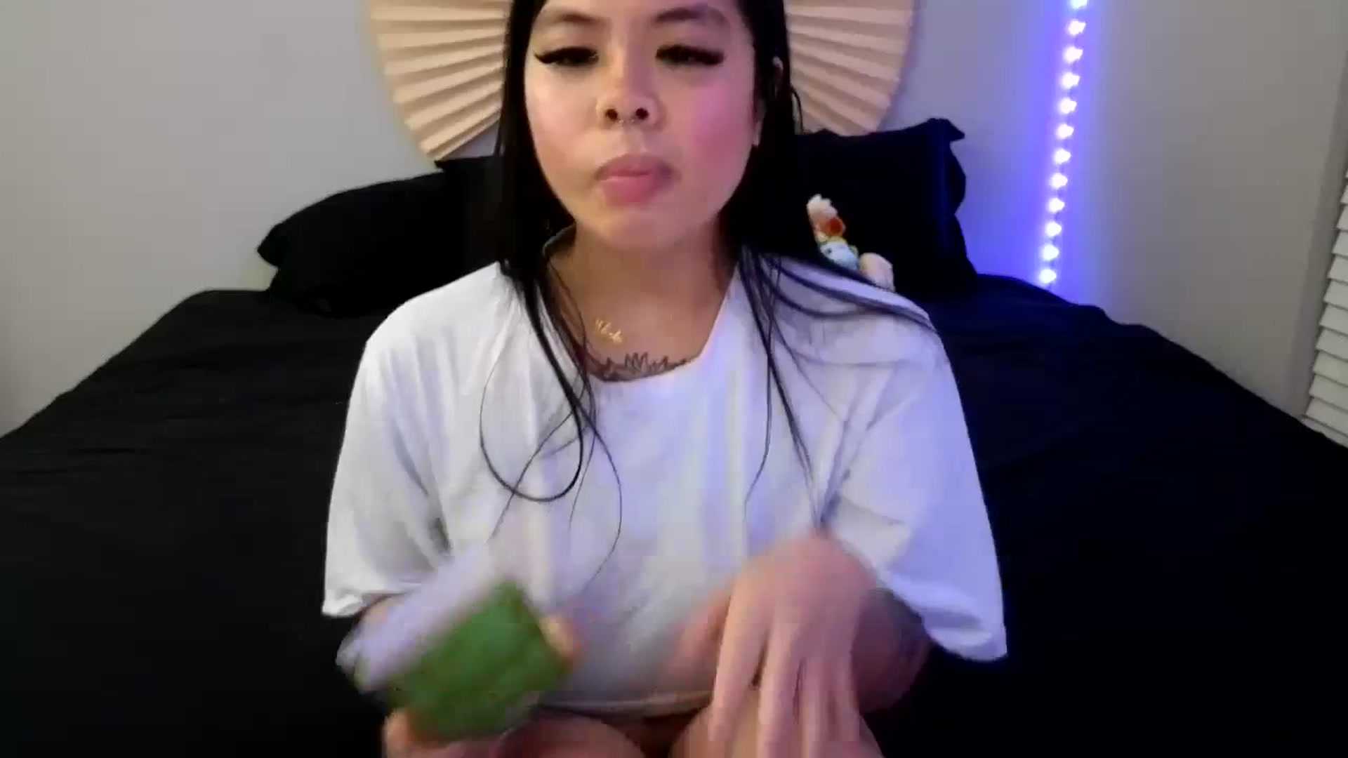 Gallery image thumbnail from dolllface's myfreecams stream on, 11/24/2023, 12:00 image 2 of 20