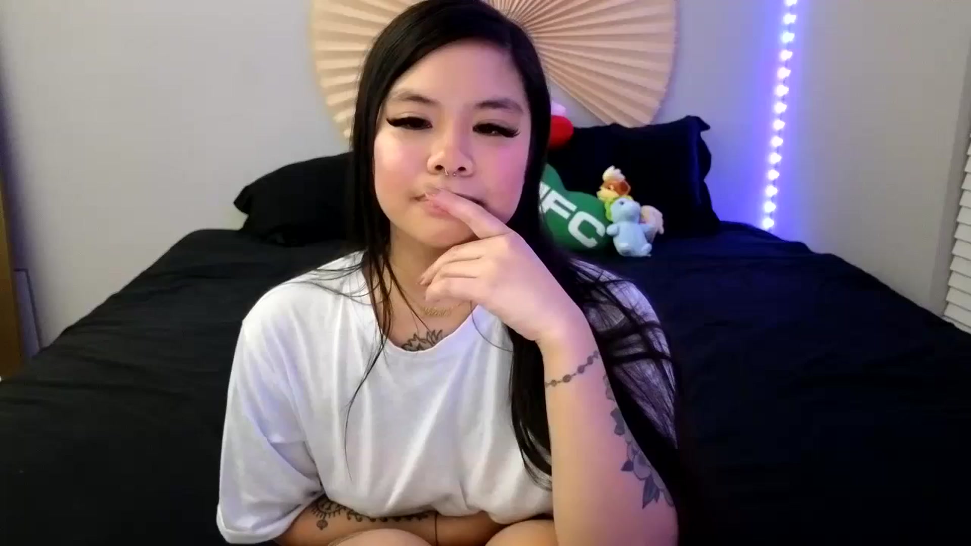 Gallery image thumbnail from dolllface's myfreecams stream on, 11/24/2023, 12:00 image 11 of 20