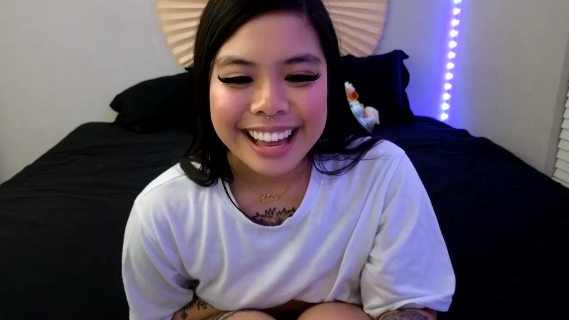 Gallery image thumbnail from dolllface's myfreecams stream on, 11/24/2023, 12:00 image 7 of 20