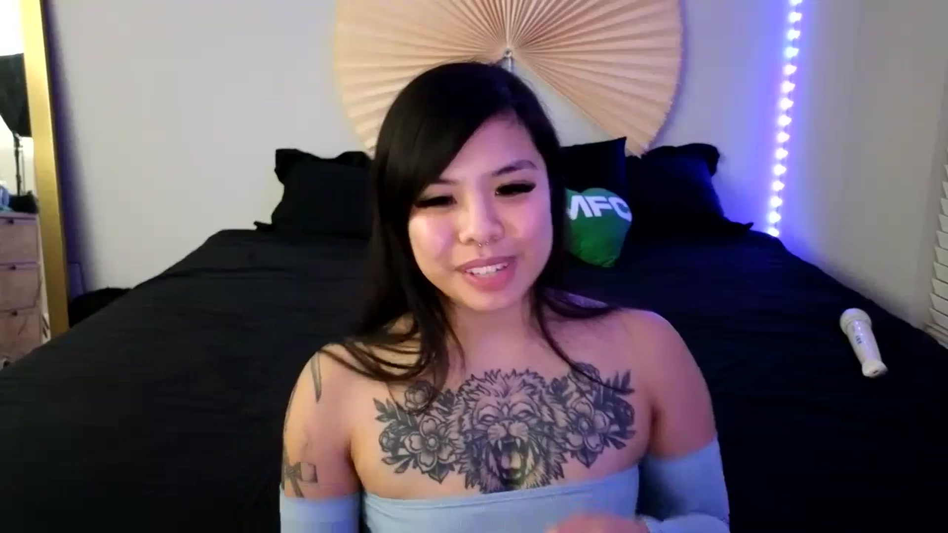 Gallery image thumbnail from dolllface's myfreecams stream on, 12/04/2023, 11:37 image 13 of 20