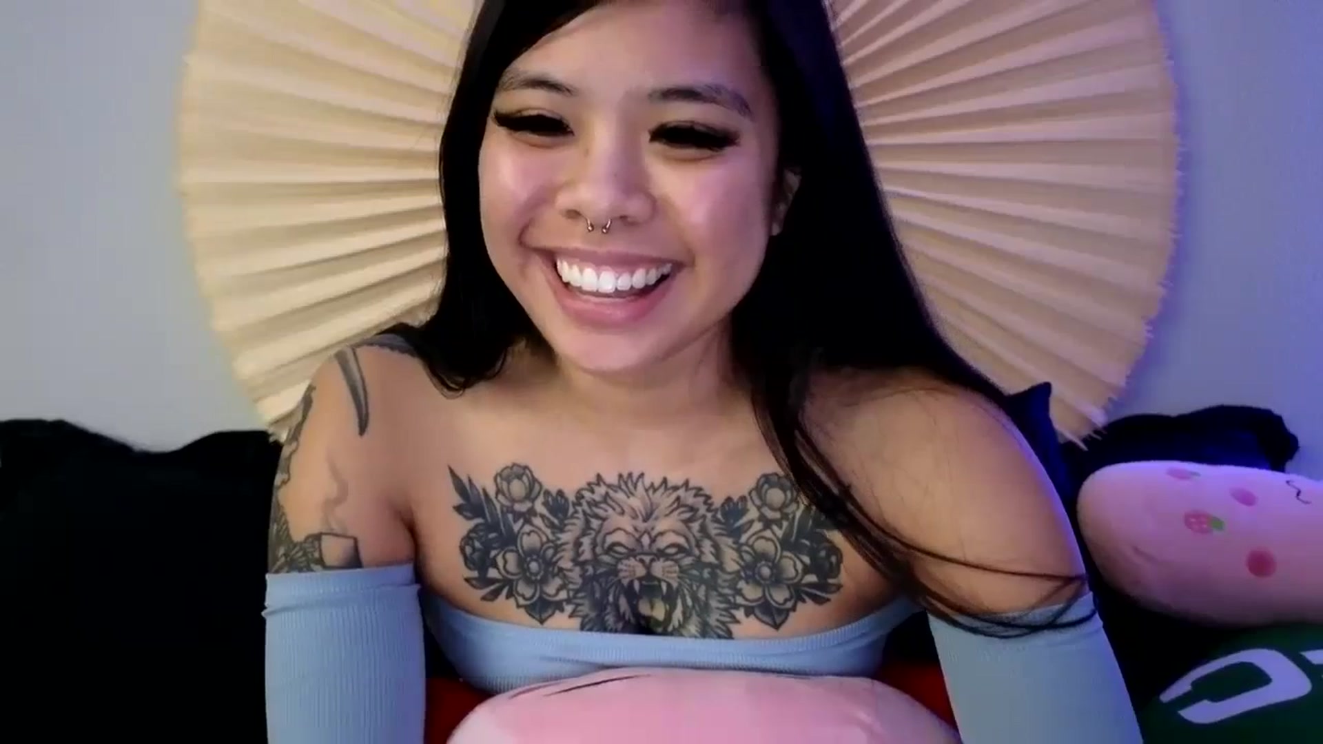 Gallery image thumbnail from dolllface's myfreecams stream on, 12/04/2023, 11:47 image 18 of 20