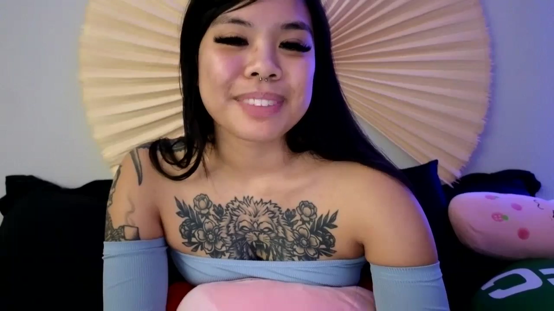 Gallery image thumbnail from dolllface's myfreecams stream on, 12/04/2023, 11:47 image 6 of 20