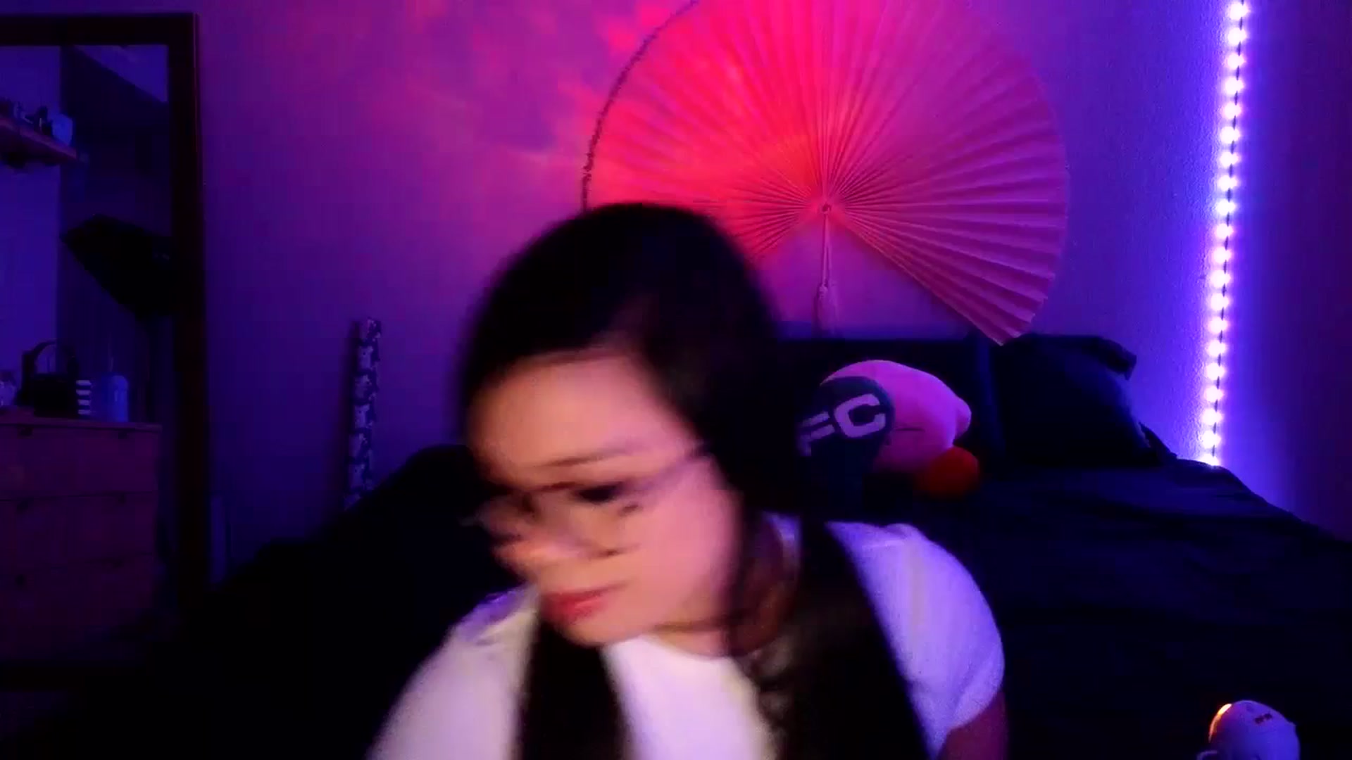 Gallery image thumbnail from dolllface's myfreecams stream on, 12/13/2023, 10:38 image 1 of 20