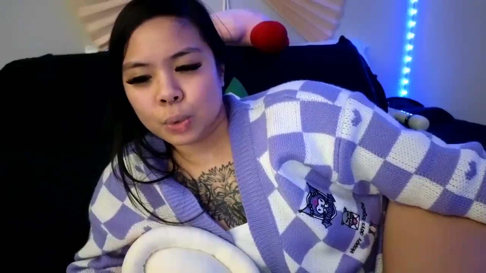 Gallery image thumbnail from dolllface's myfreecams stream on, 12/15/2023, 11:20 image 15 of 20
