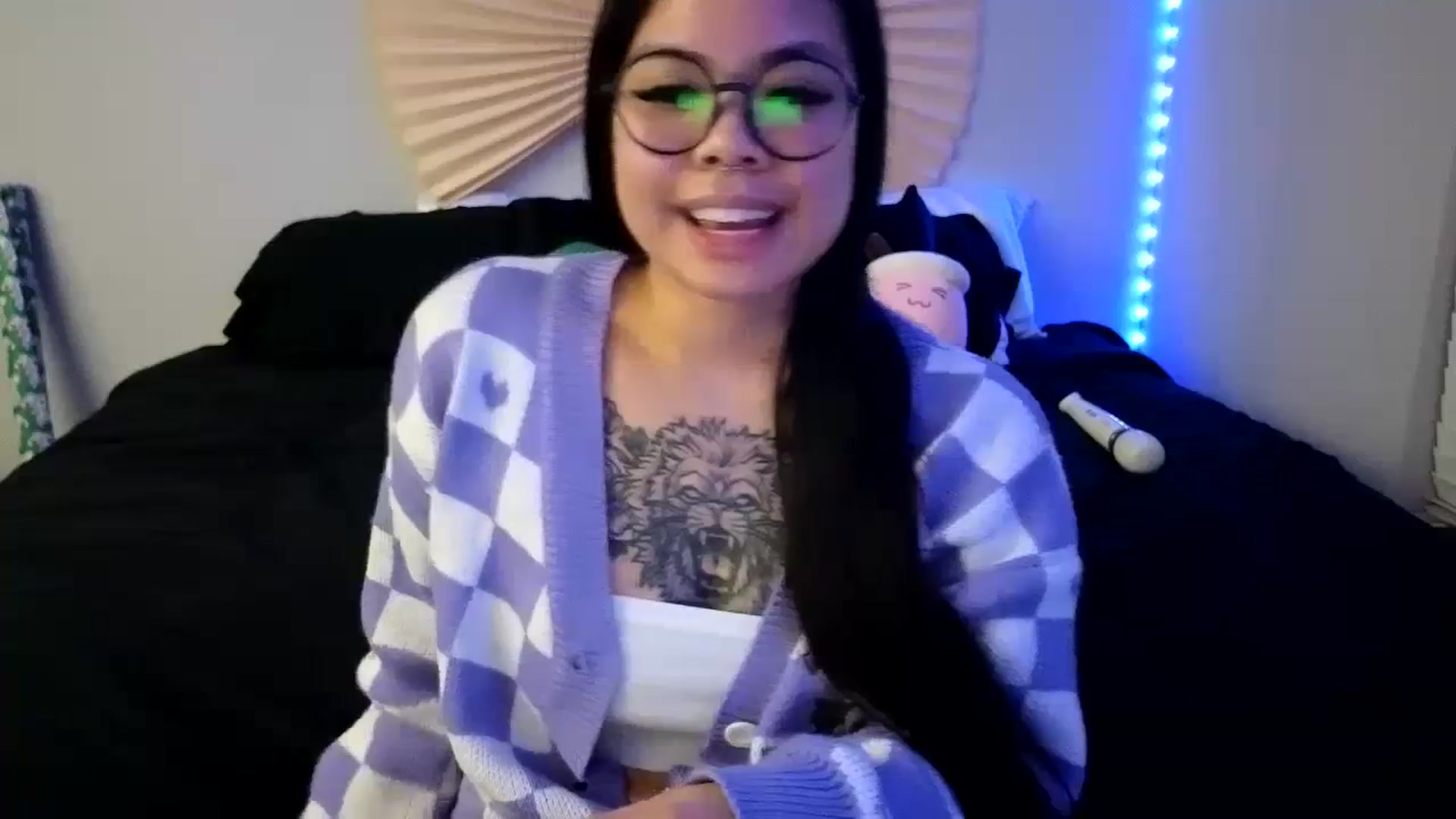 Gallery image thumbnail from dolllface's myfreecams stream on, 12/15/2023, 11:20 image 2 of 20