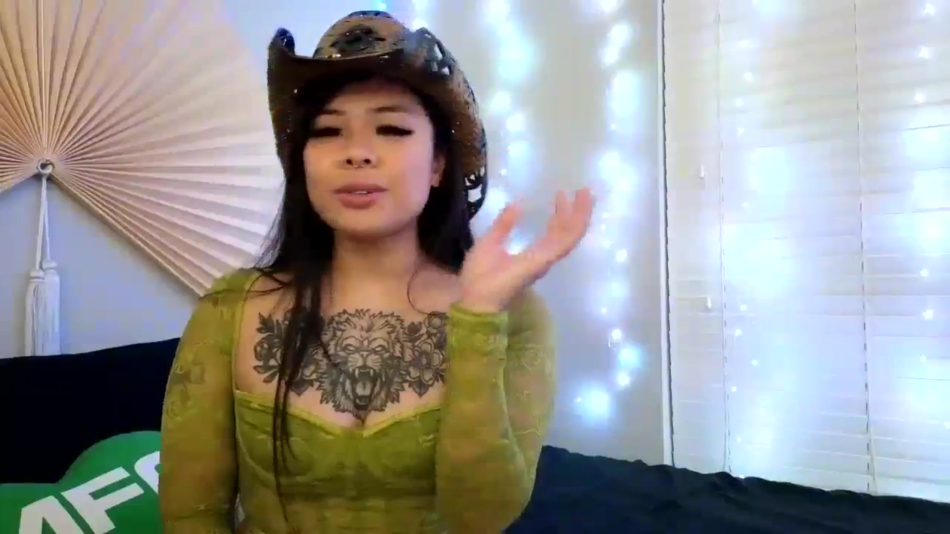 Gallery image thumbnail from dolllface's myfreecams stream on, 12/22/2023, 10:22 image 20 of 20