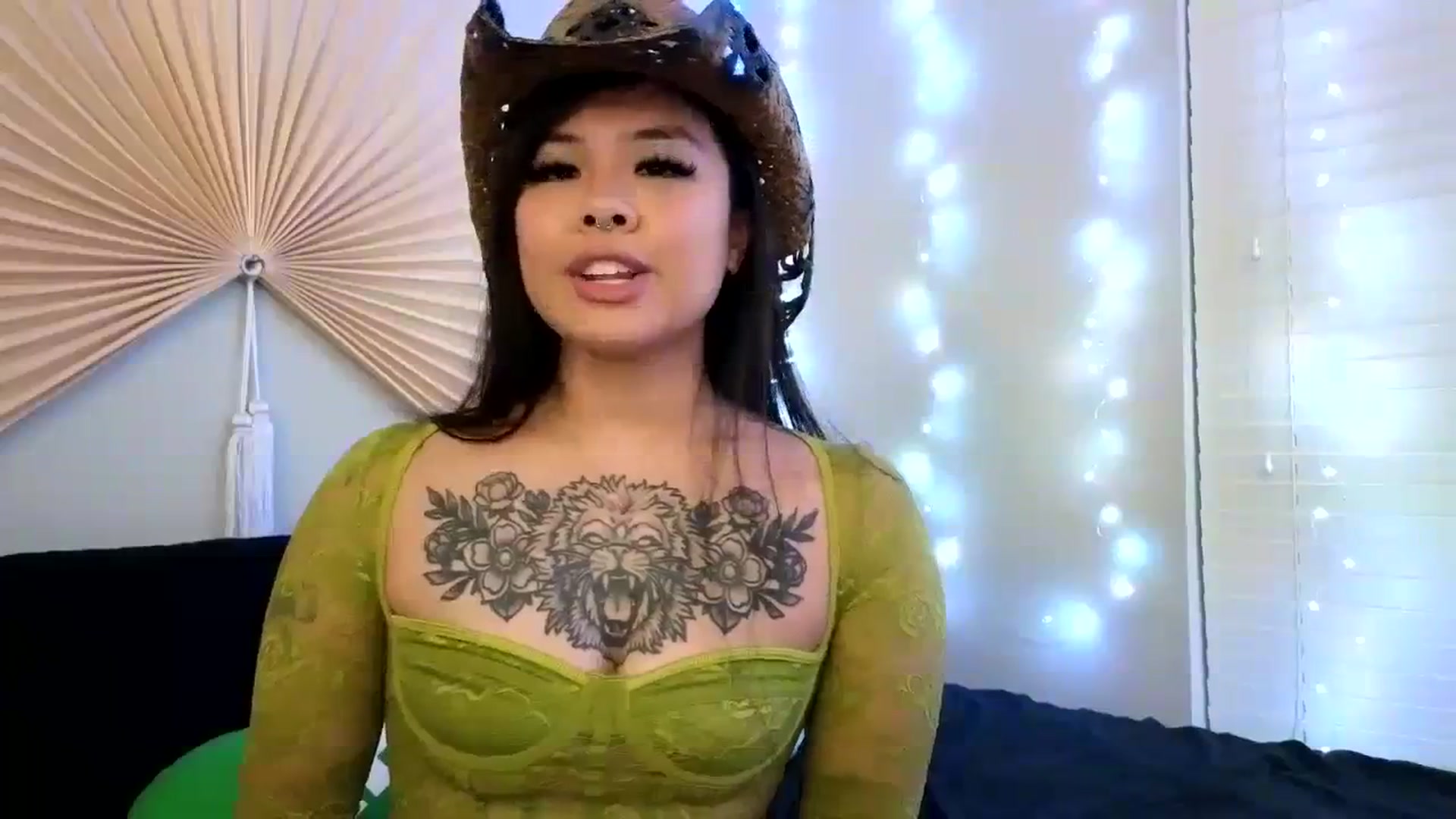 Gallery image thumbnail from dolllface's myfreecams stream on, 12/22/2023, 11:04 image 3 of 20