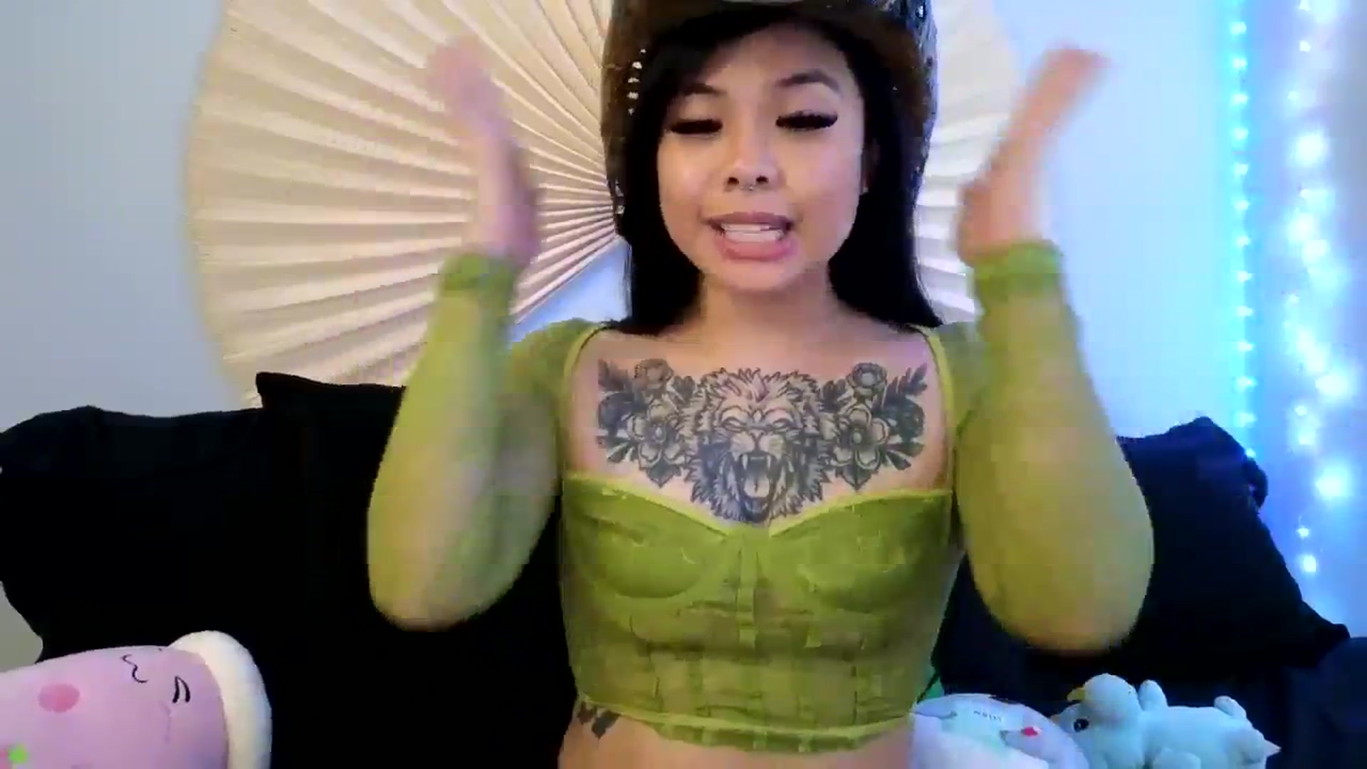 Gallery image thumbnail from dolllface's myfreecams stream on, 12/22/2023, 11:04 image 12 of 20