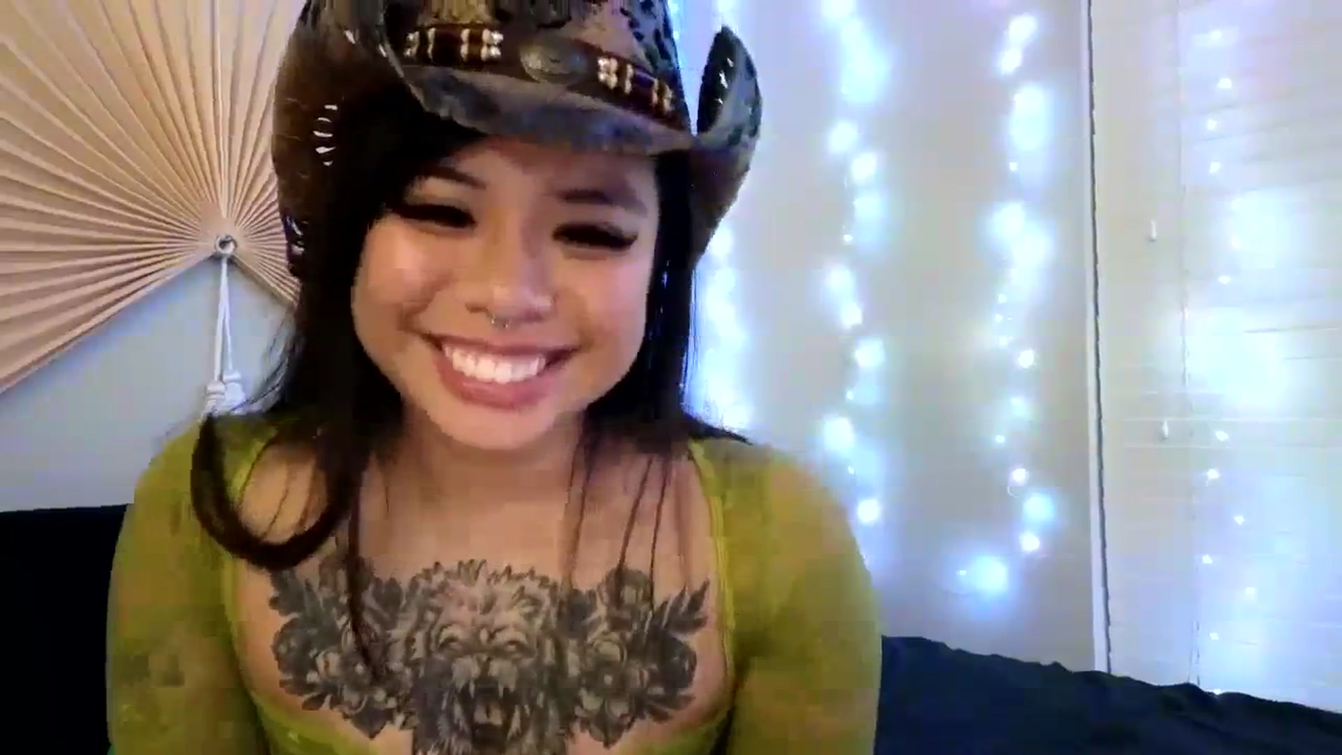 Gallery image thumbnail from dolllface's myfreecams stream on, 12/22/2023, 11:04 image 4 of 20
