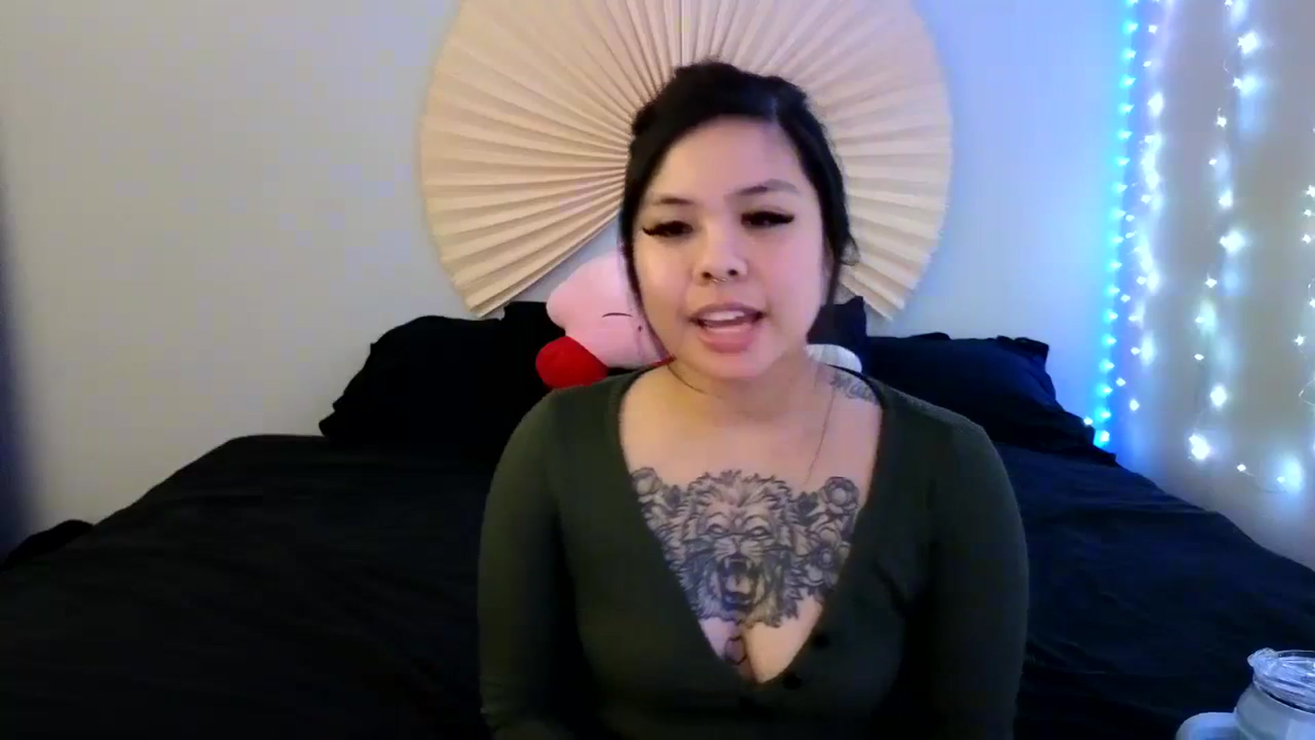 Gallery image thumbnail from dolllface's myfreecams stream on, 12/29/2023, 09:32 image 8 of 20