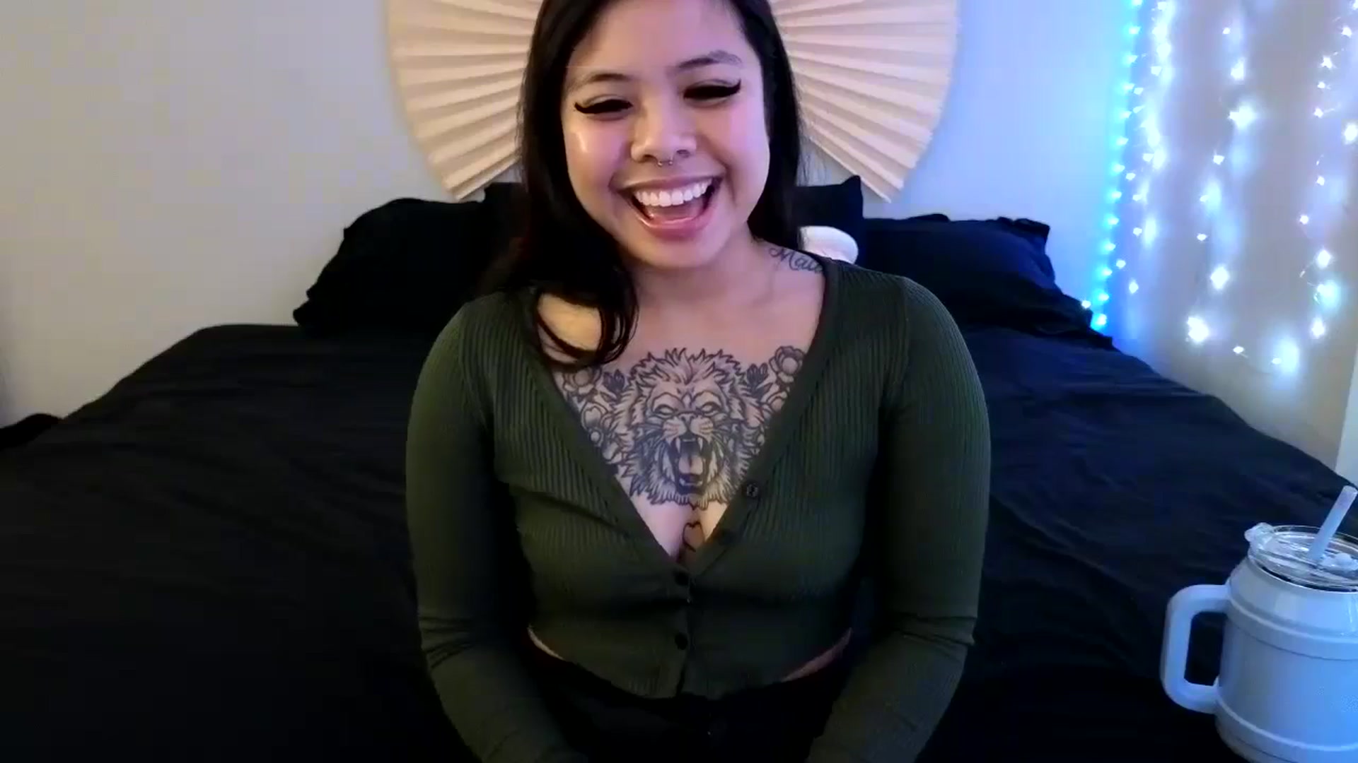 Gallery image thumbnail from dolllface's myfreecams stream on, 12/29/2023, 09:32 image 5 of 20
