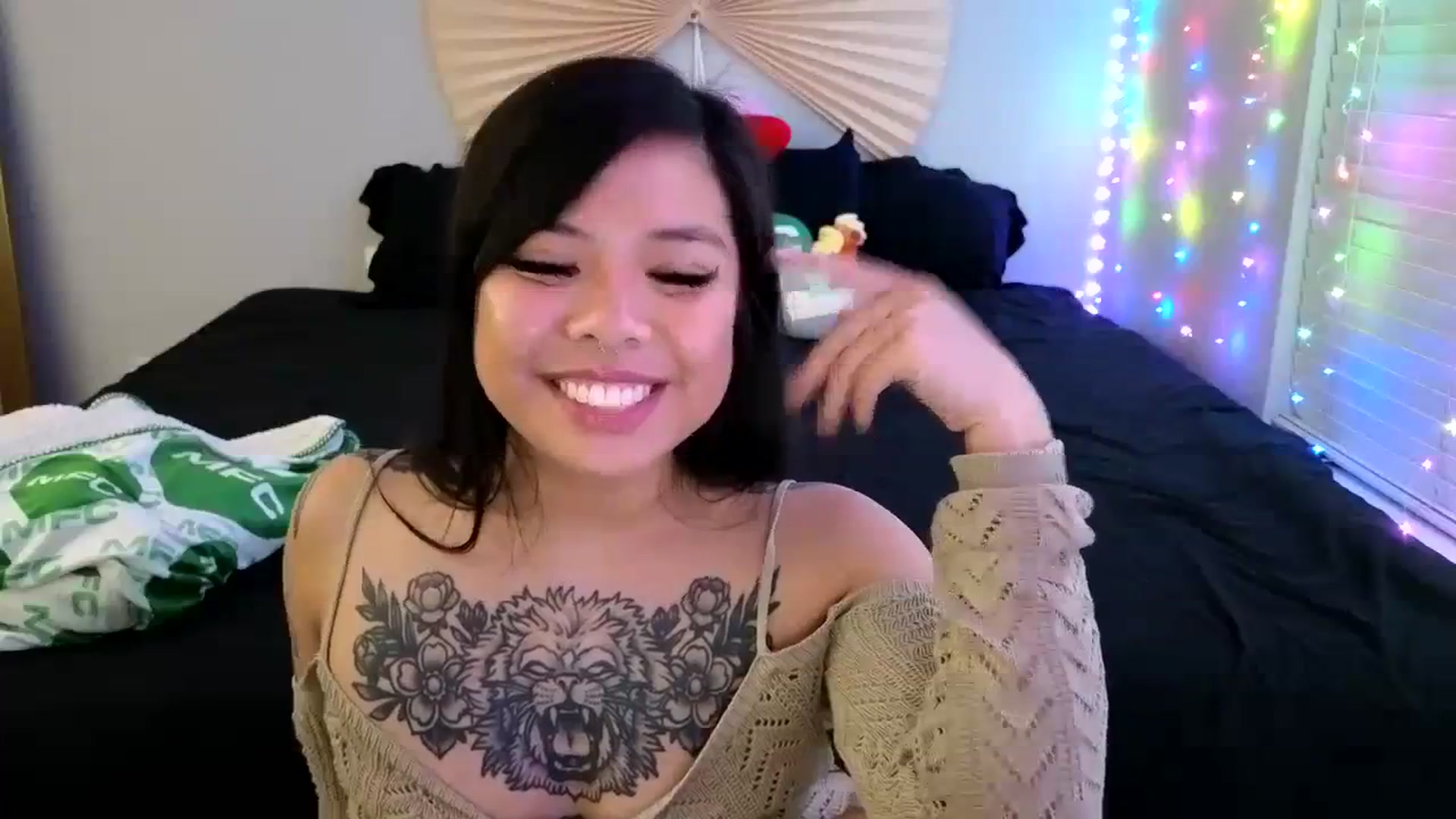 Gallery image thumbnail from dolllface's myfreecams stream on, 01/16/2024, 11:07 image 13 of 20