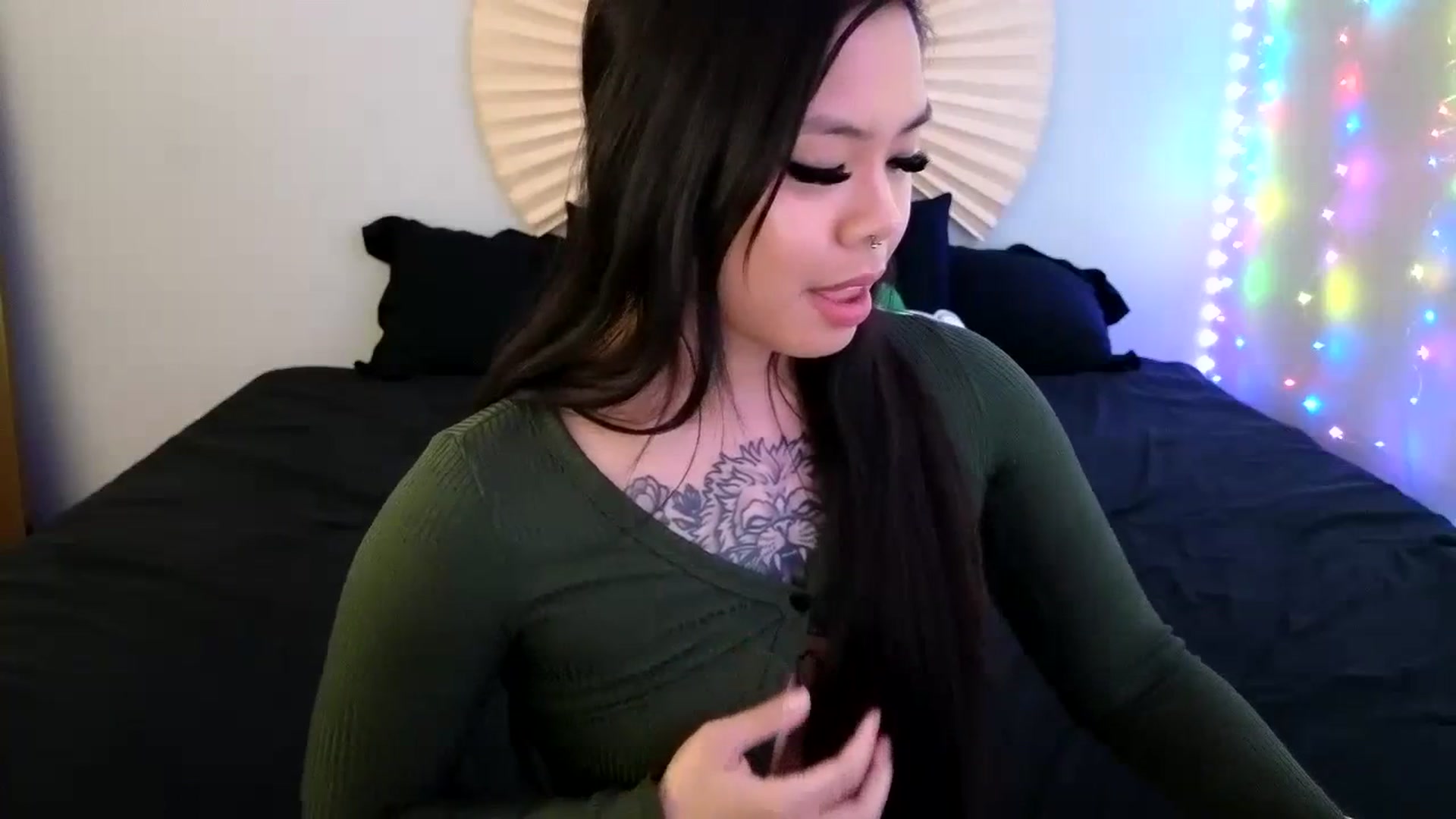 Gallery image thumbnail from dolllface's myfreecams stream on, 01/21/2024, 12:37 image 6 of 20