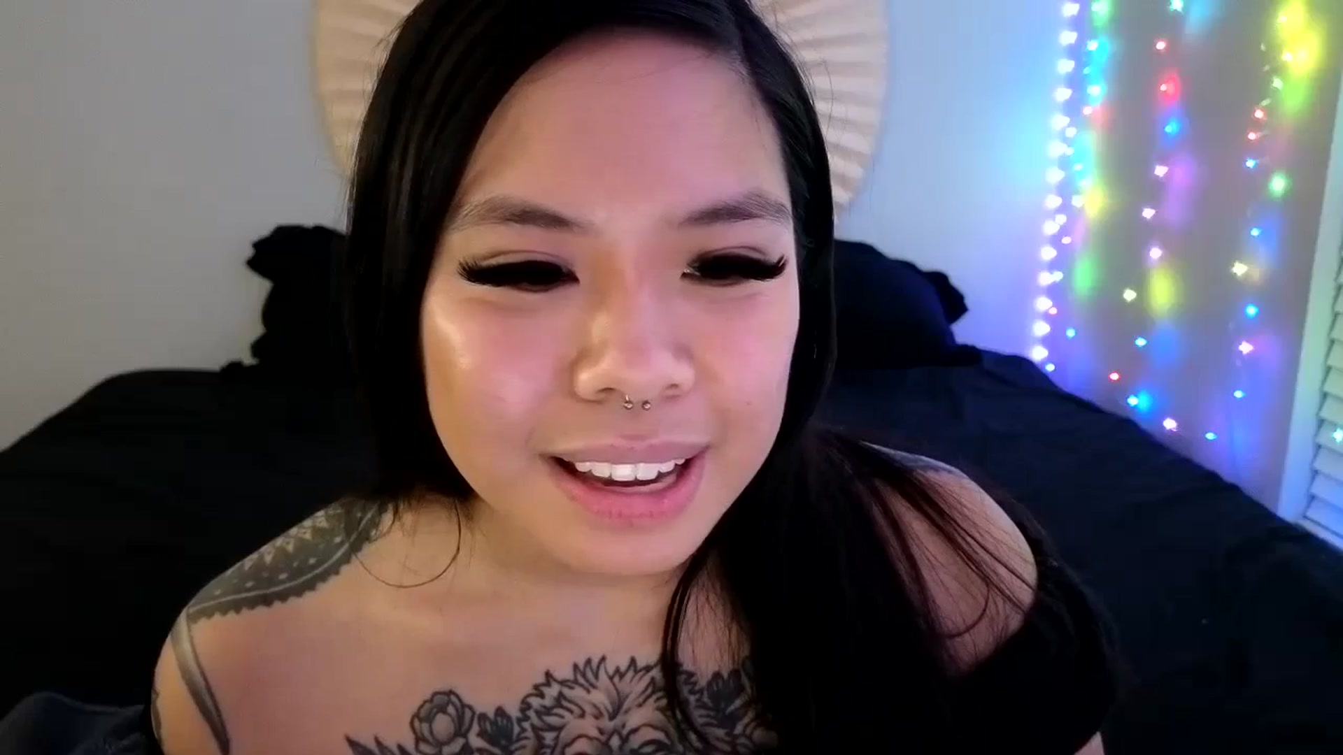 Gallery image thumbnail from dolllface's myfreecams stream on, 01/22/2024, 11:20 image 7 of 20