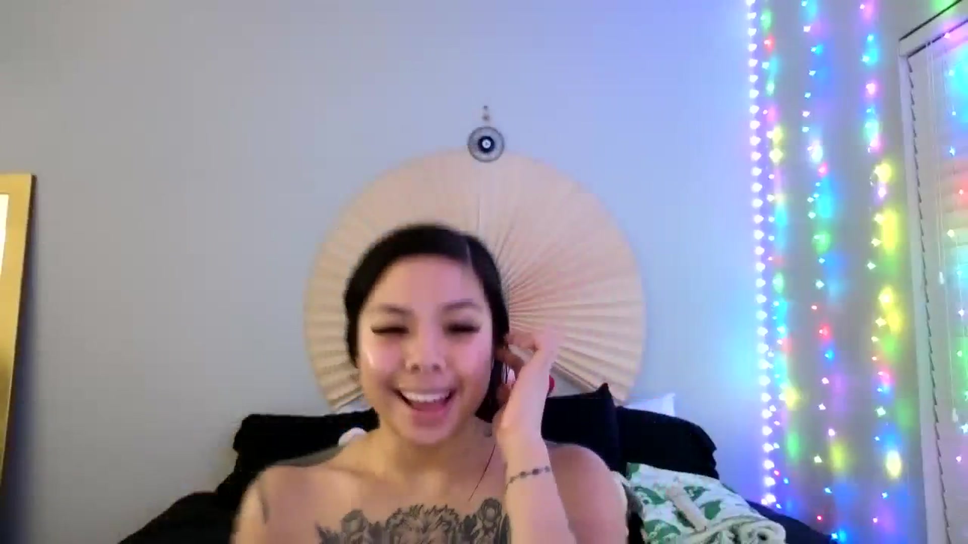 Gallery image thumbnail from dolllface's myfreecams stream on, 02/11/2024, 11:19 image 16 of 20