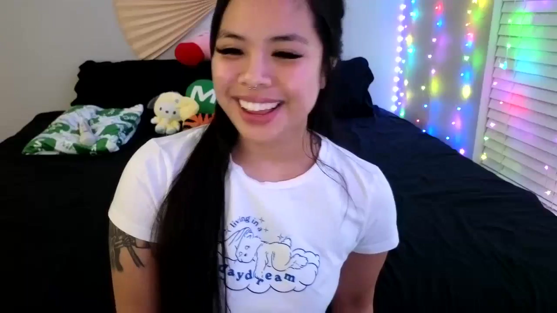 Gallery image thumbnail from dolllface's myfreecams stream on, 02/16/2024, 12:49 image 11 of 20
