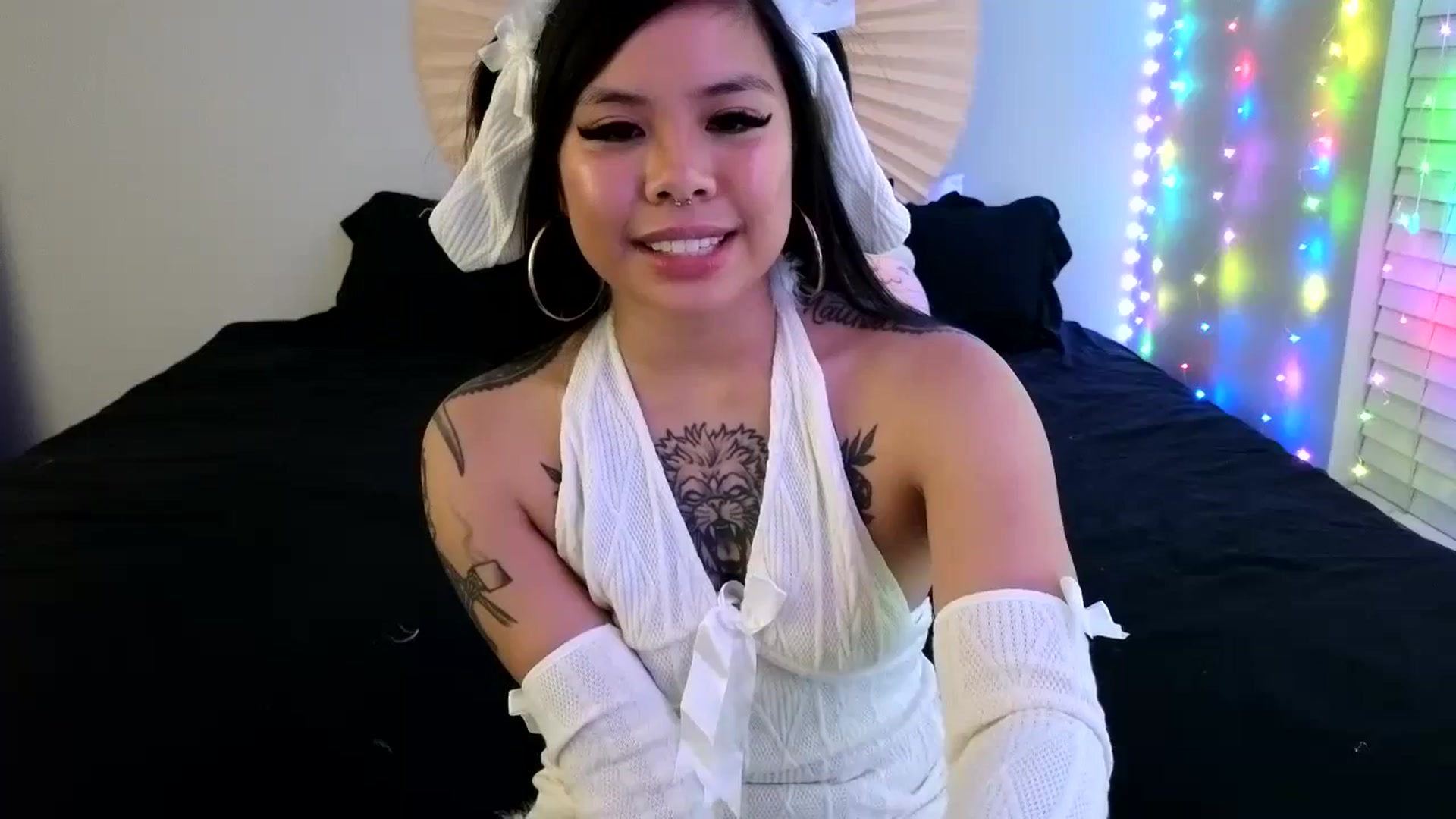 Gallery image thumbnail from dolllface's myfreecams stream on, 02/17/2024, 12:03 image 5 of 20