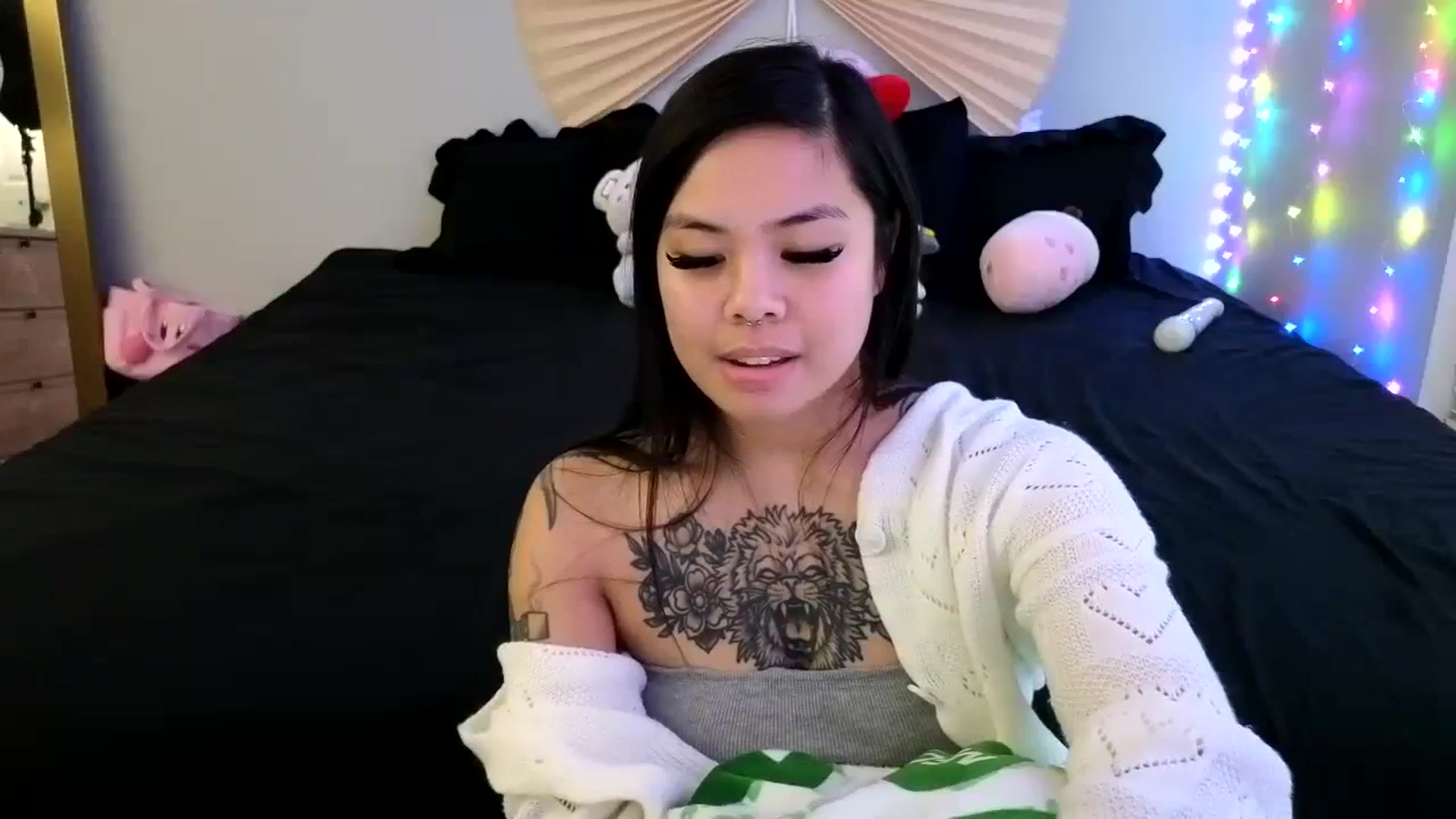 Gallery image thumbnail from dolllface's myfreecams stream on, 02/20/2024, 10:52 image 4 of 20