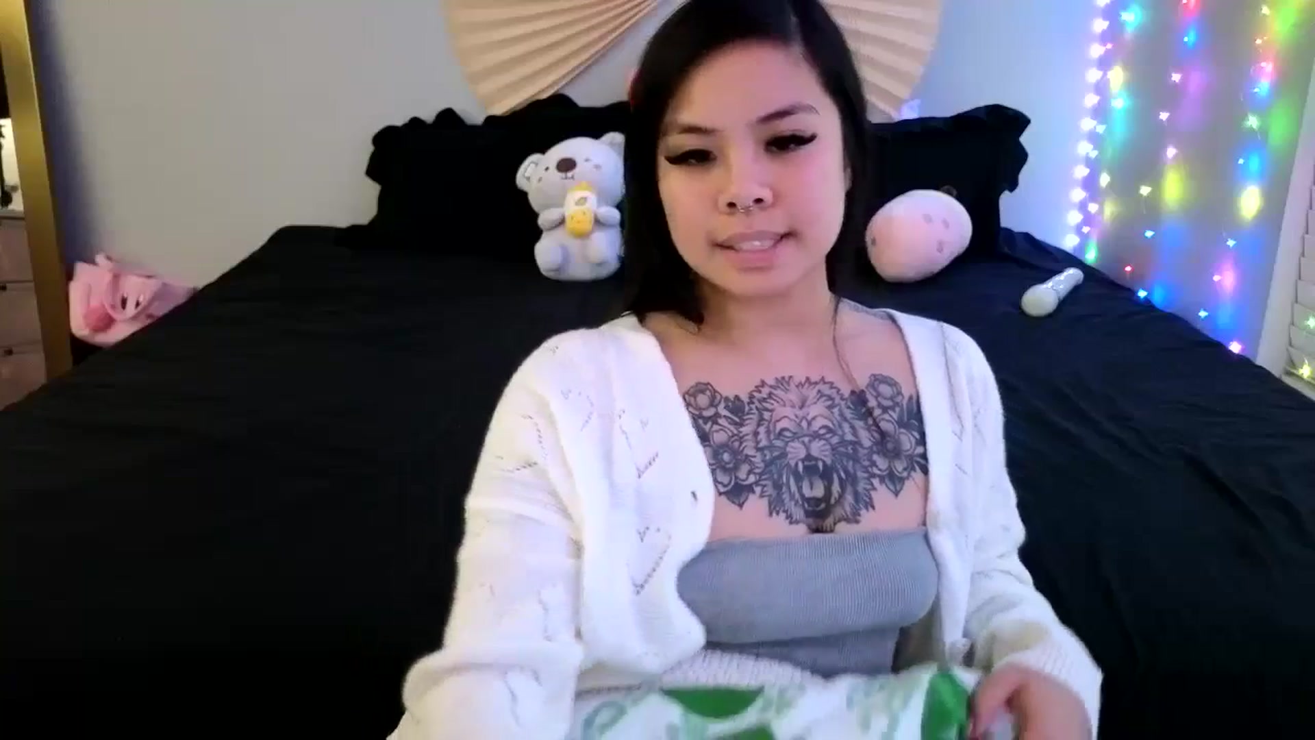 Gallery image thumbnail from dolllface's myfreecams stream on, 02/20/2024, 10:52 image 16 of 20